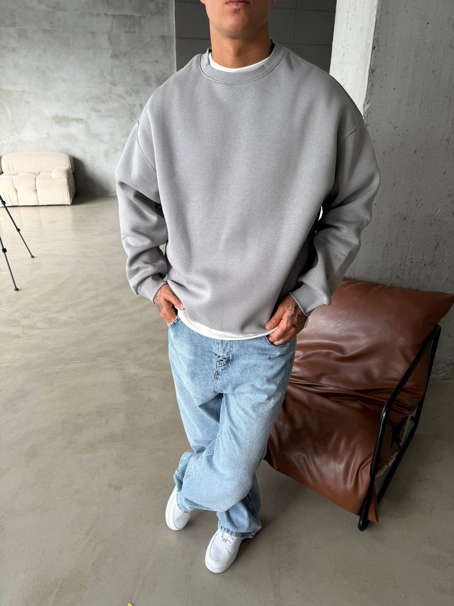 Düz Basic Bisiklet Yaka Sweat - Füme