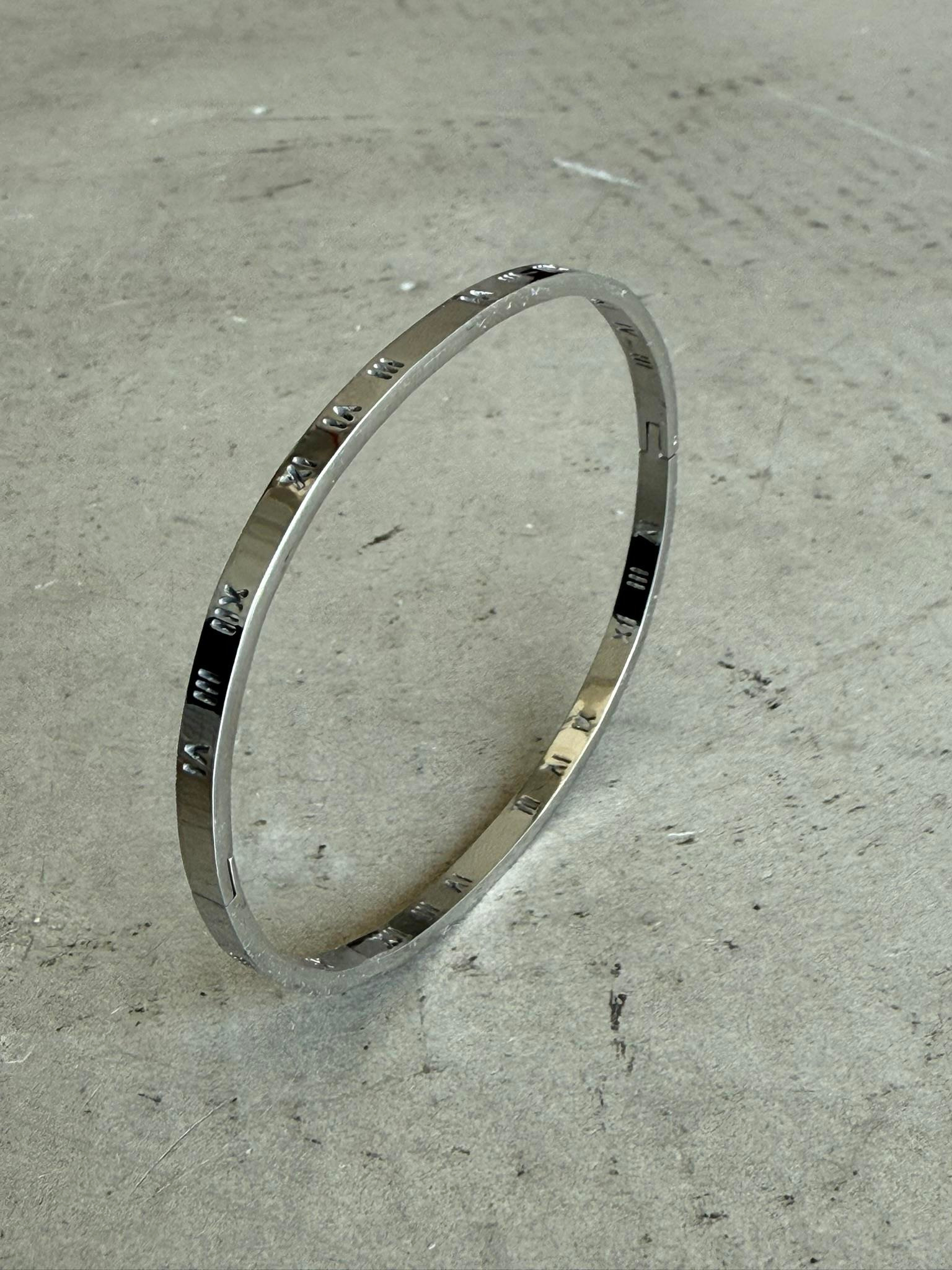 Erkek Roma Rakamlı Bileklik - Gümüş