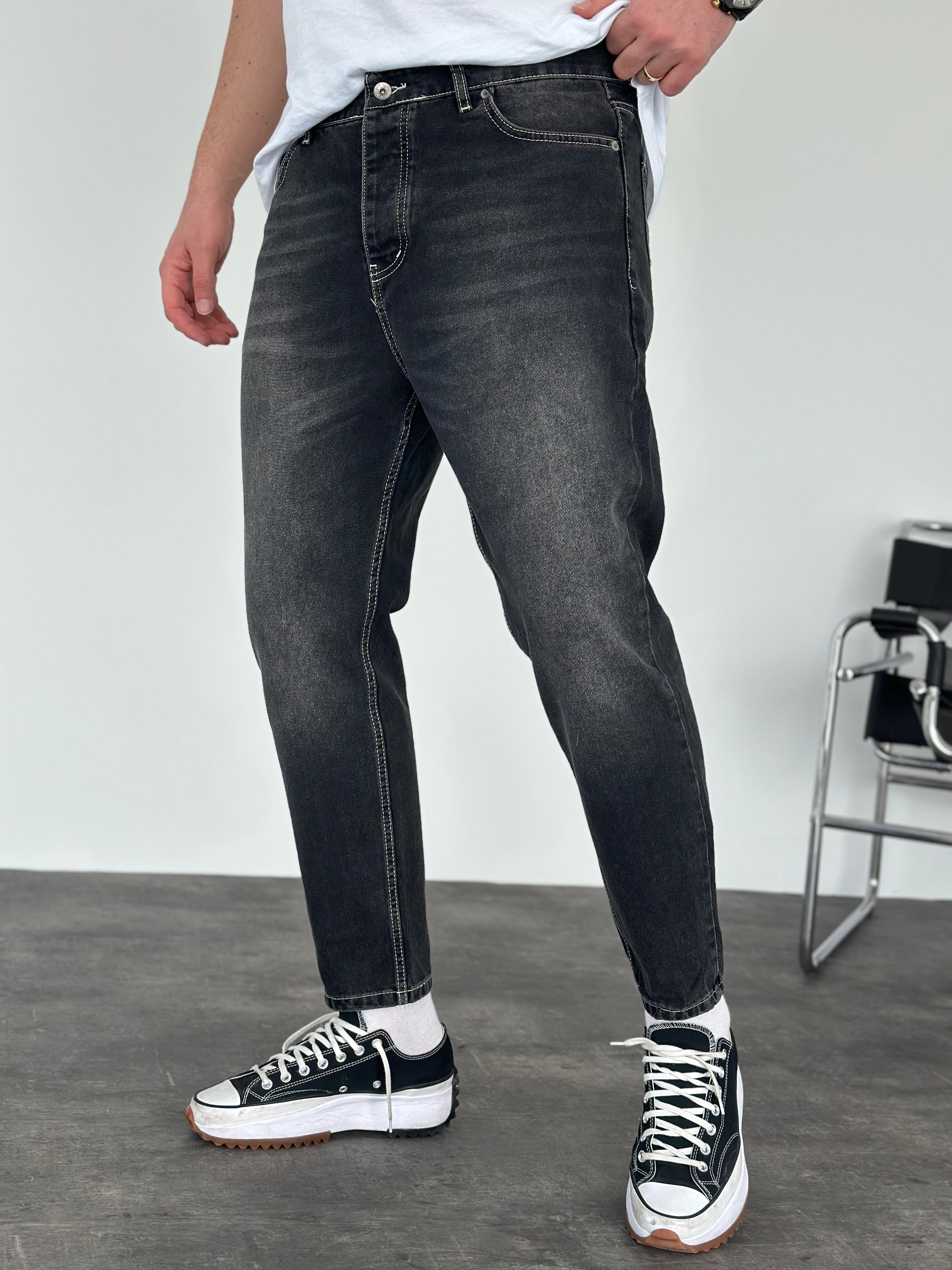 Eskitme Beyaz Dikiş Boyfriend Jean-Siyah
