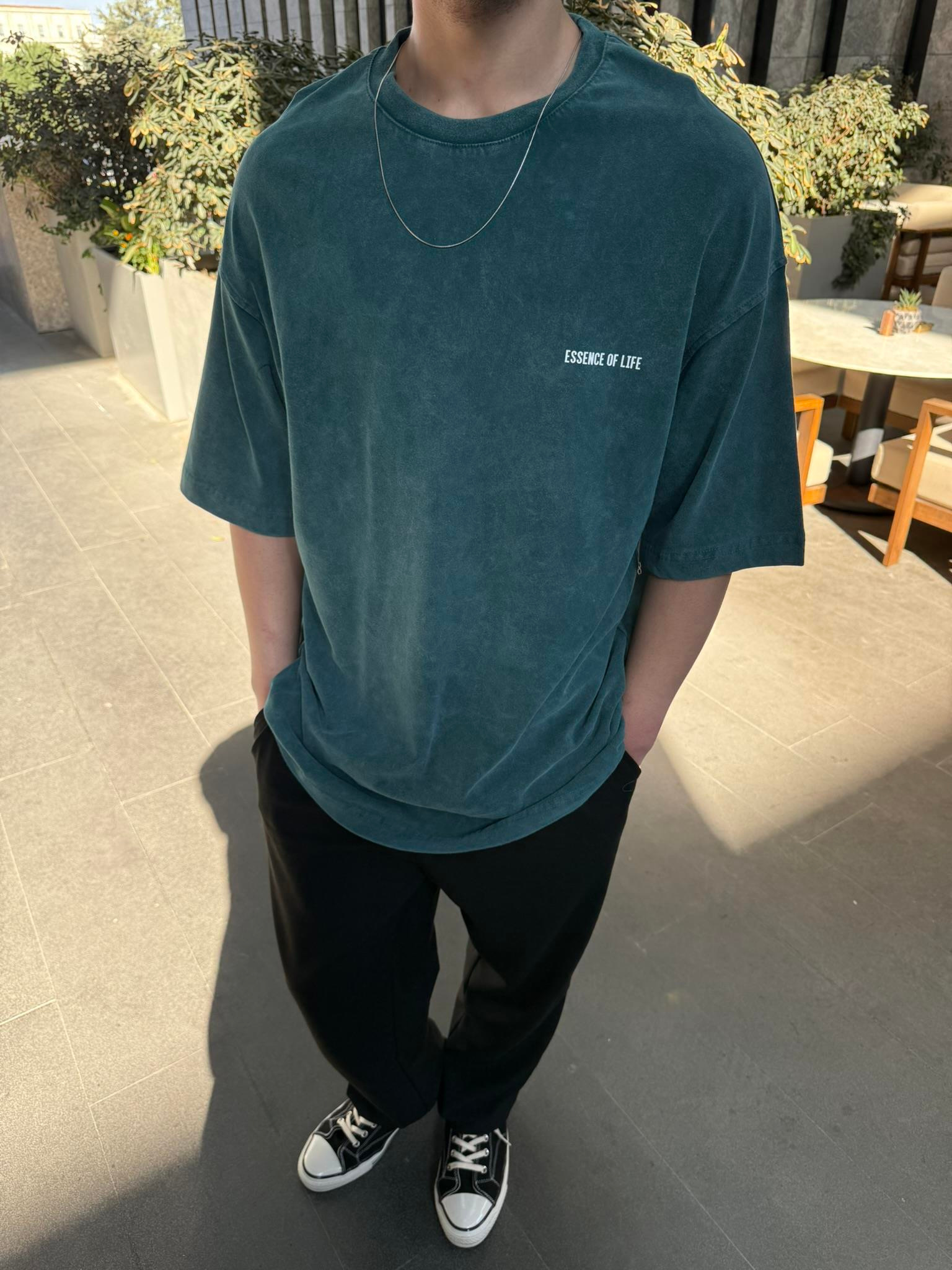 Essence Of Life Basic T-Shirt - Yeşil