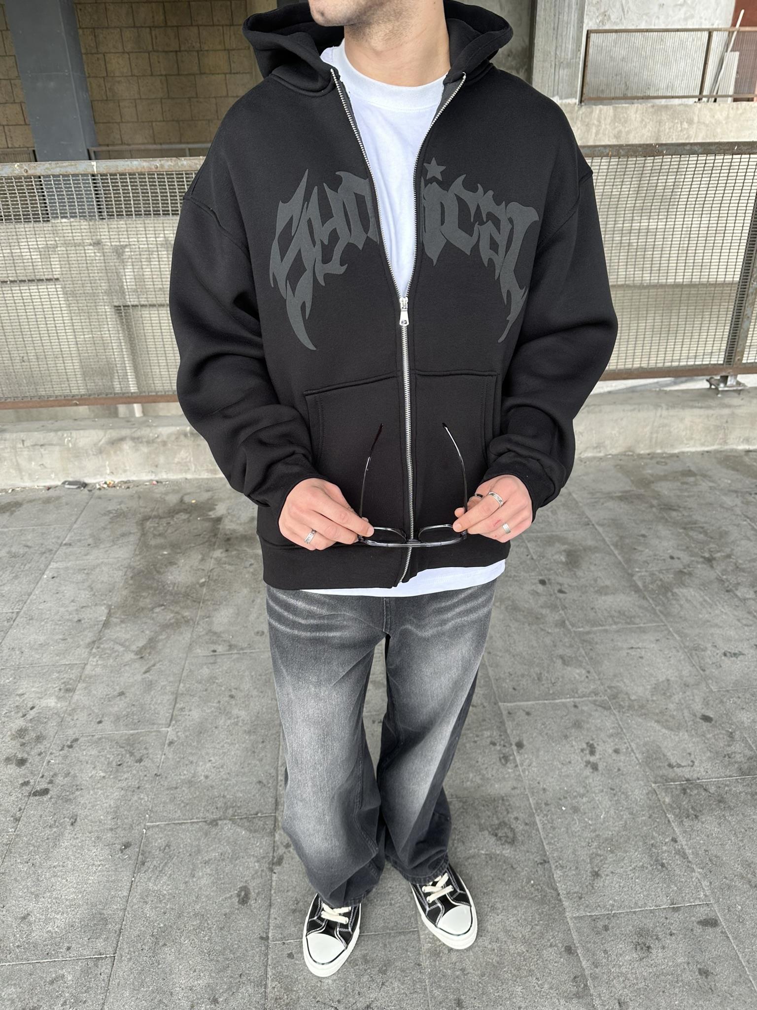 Kapüşonlu 'SYMİRCAL' Kabartmalı Baskı Zip Oversize Hırka Siyah