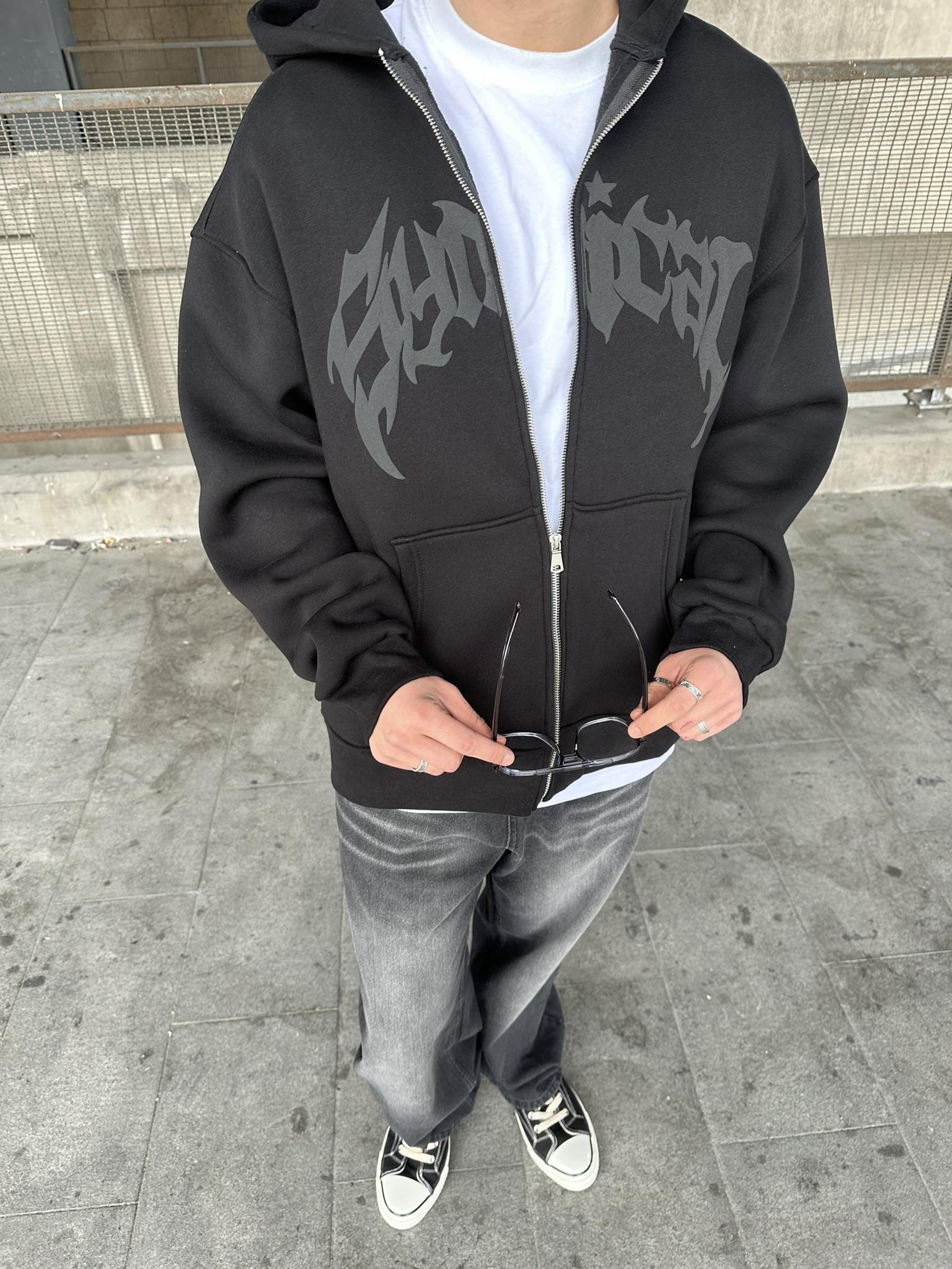 Kapüşonlu 'SYMİRCAL' Kabartmalı Baskı Zip Oversize Hırka Siyah