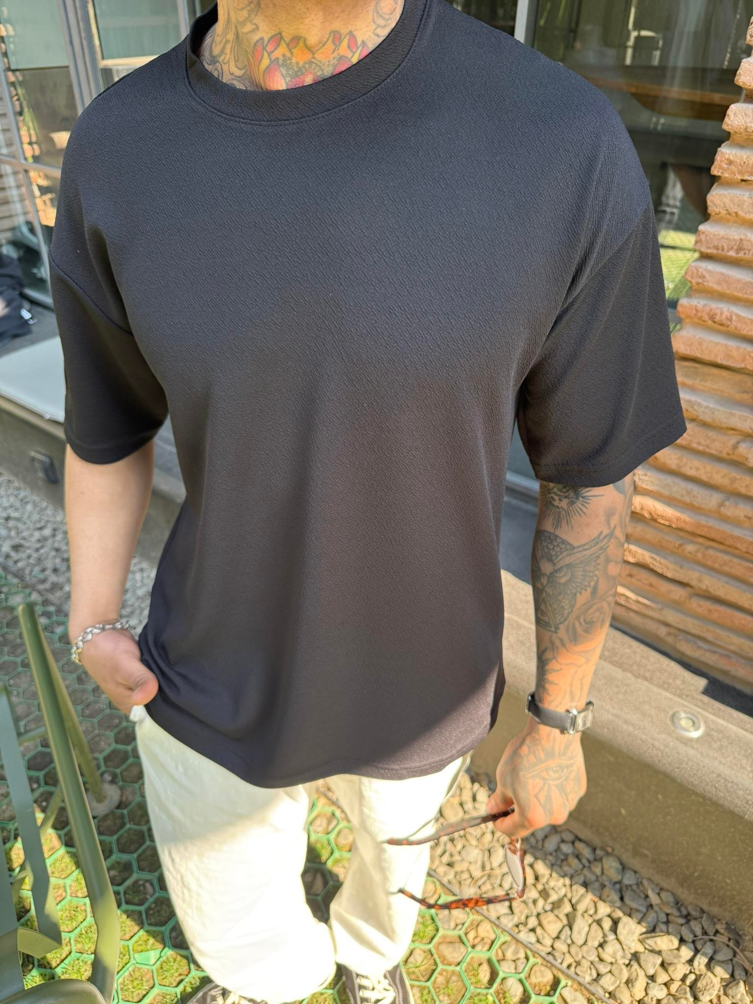 Long Fit Dokulu Basic T-Shirt - Siyah