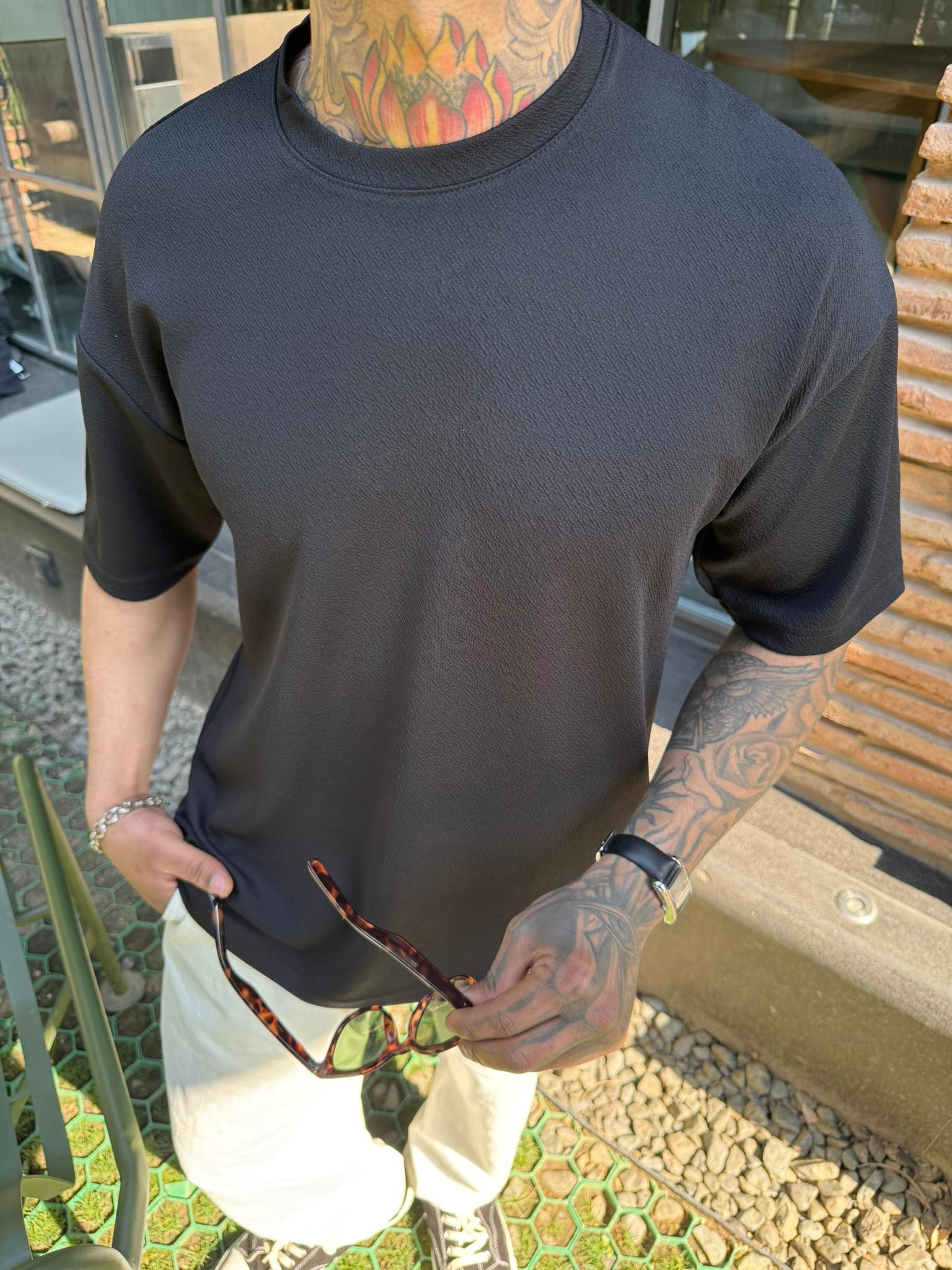 Long Fit Dokulu Basic T-Shirt - Siyah