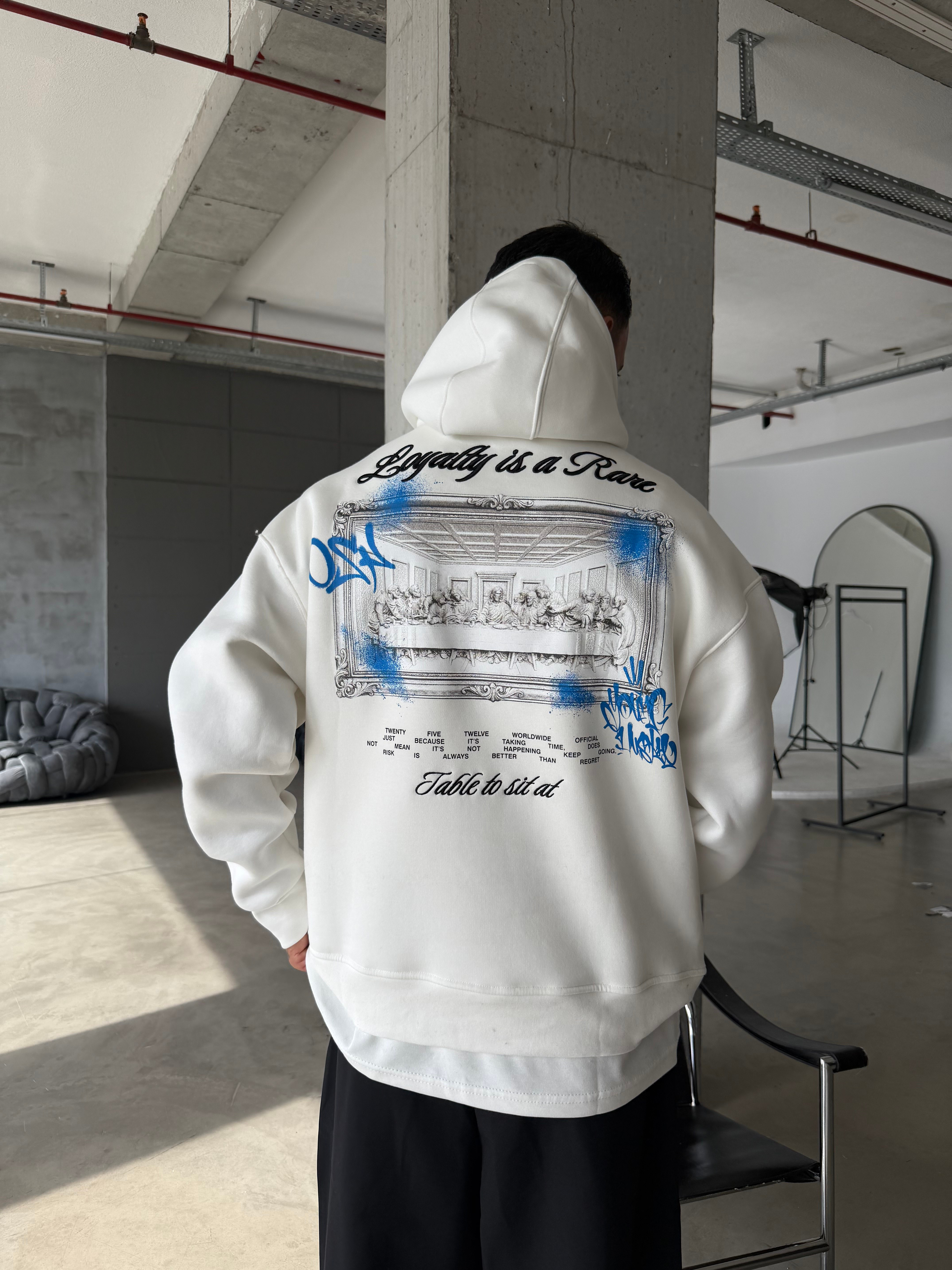 Loyalty Table Sırt Baskılı Oversize Hoodie