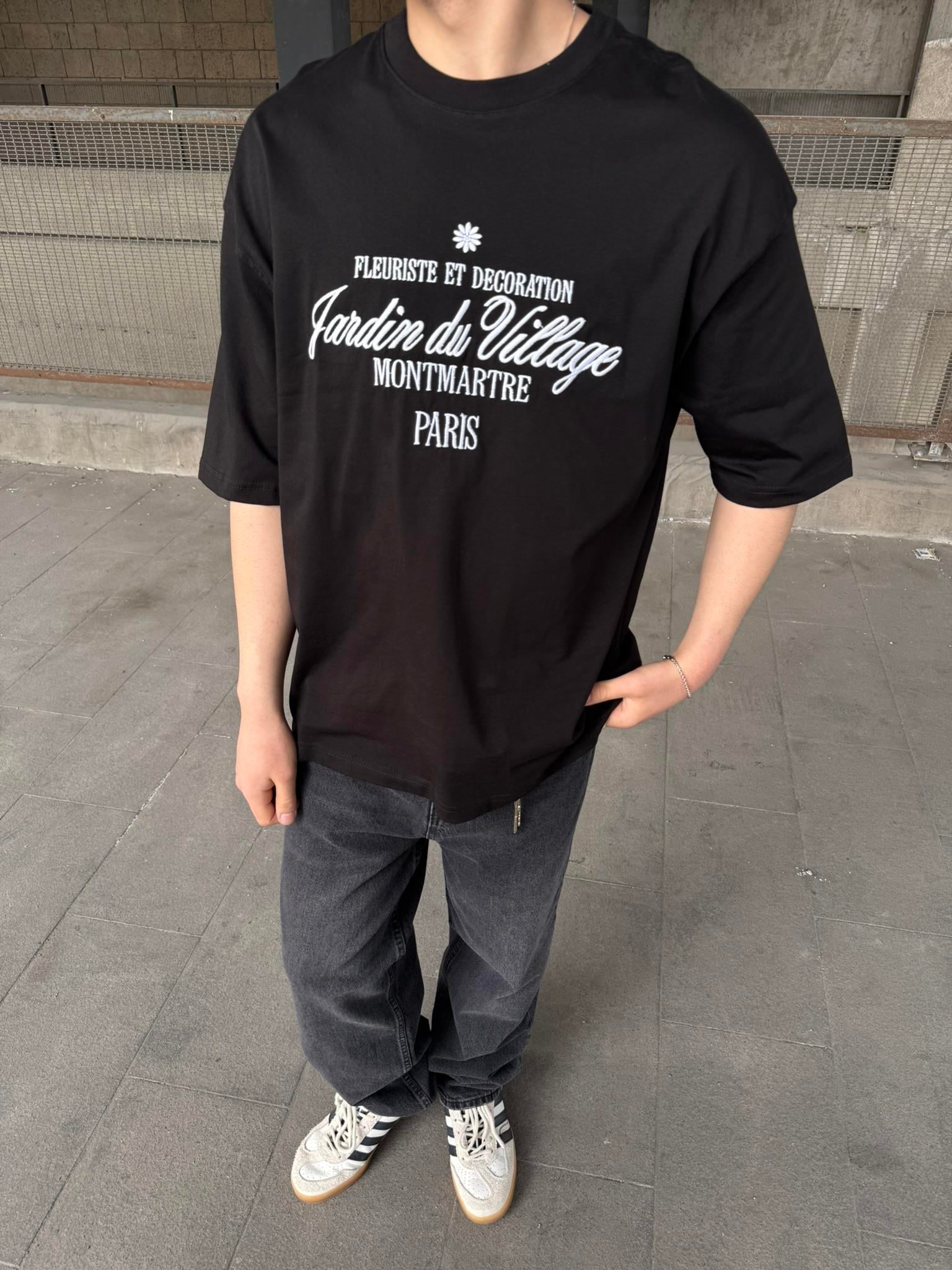 Montmatre Nakış Detaylı Oversize T-Shirt - Siyah
