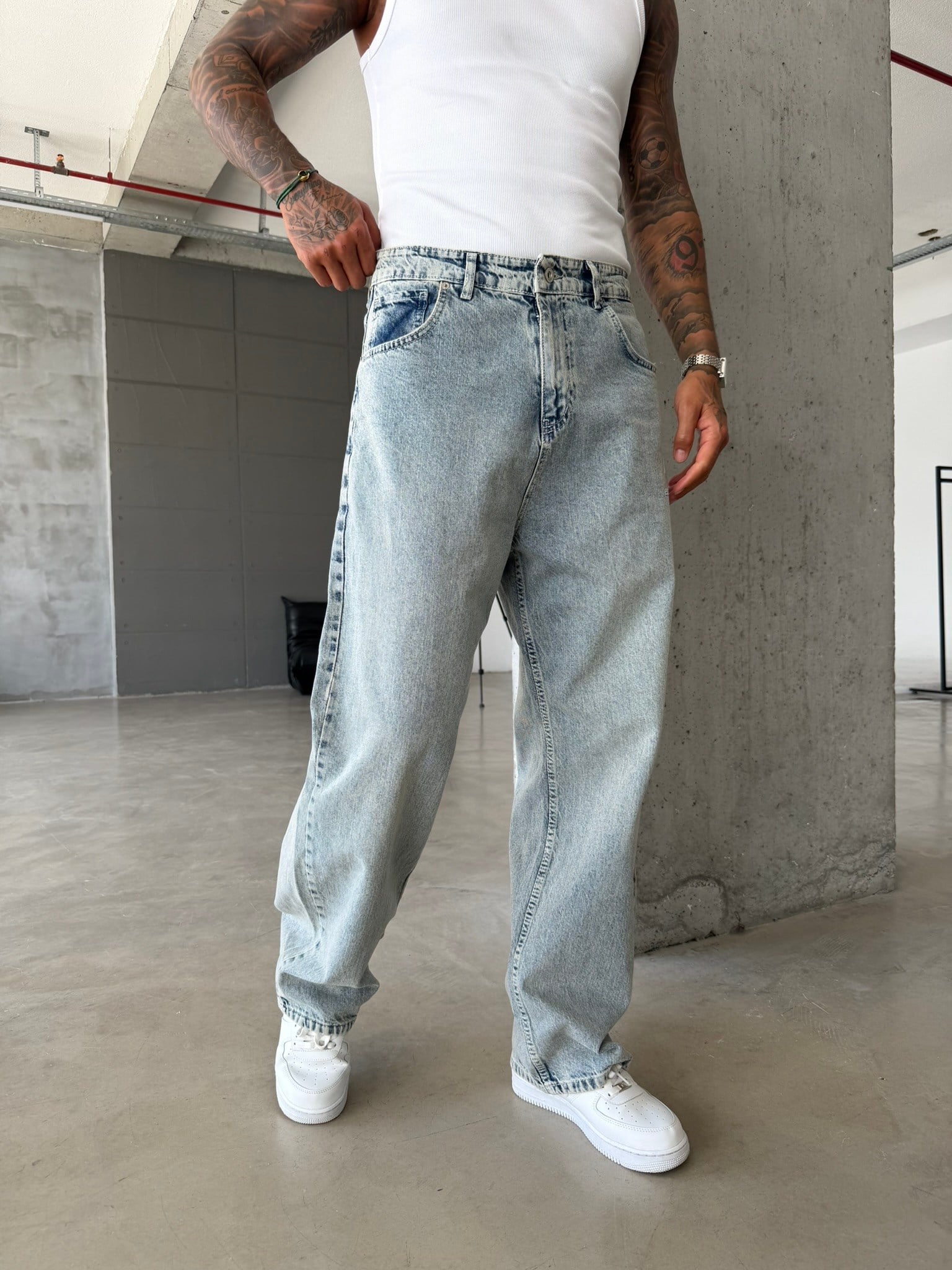 Nakış İşlemeli Baggy Pantolon