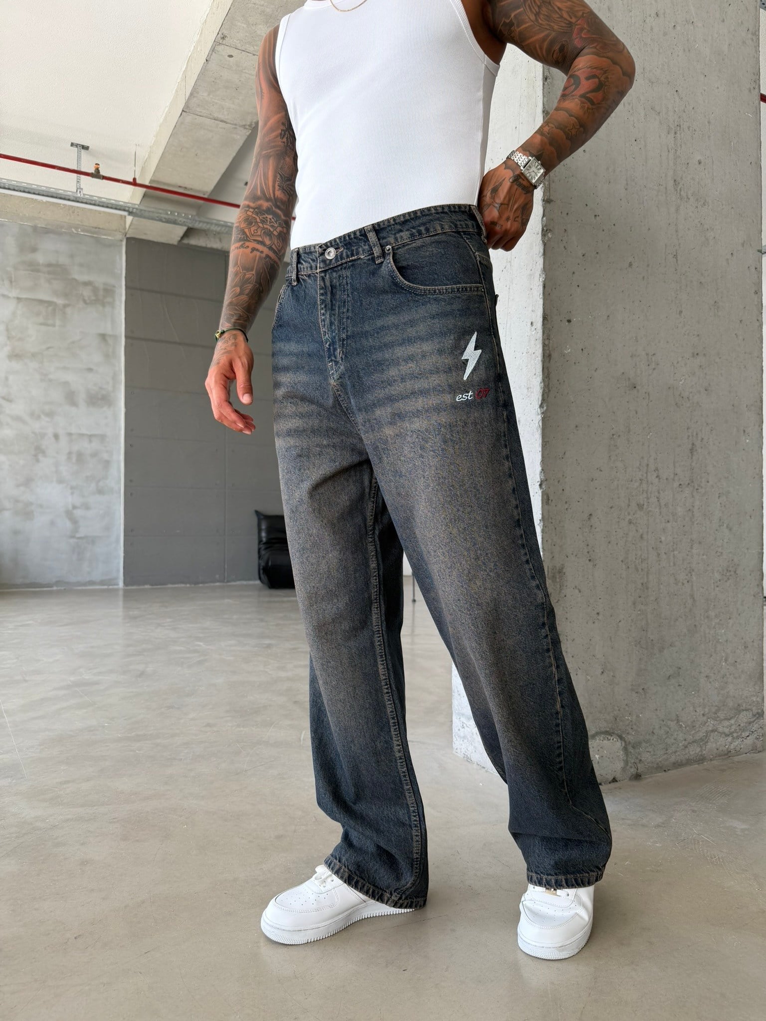 Nakış İşlemeli Baggy Pantolon