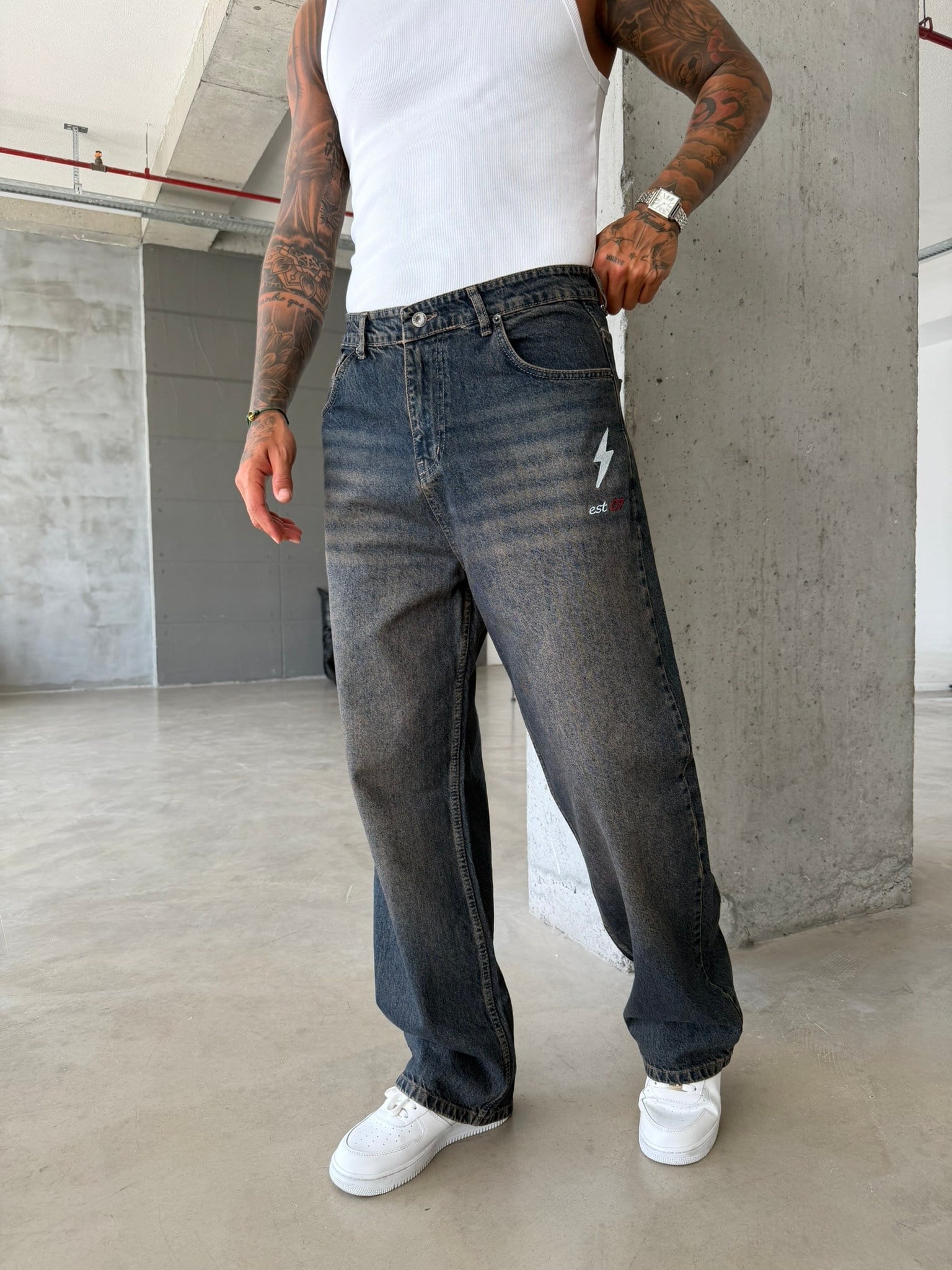 Nakış İşlemeli Baggy Pantolon