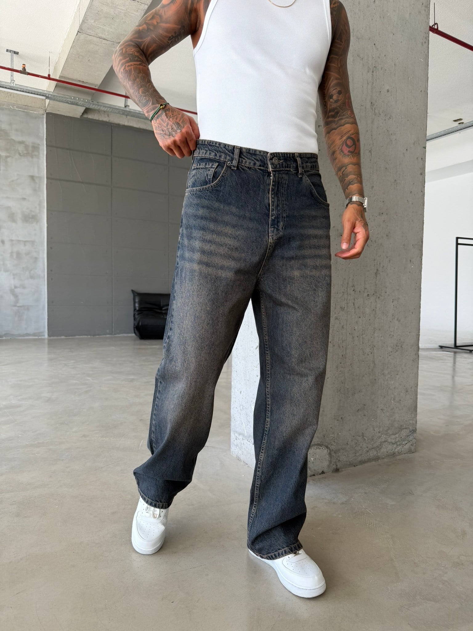 Nakış İşlemeli Baggy Pantolon