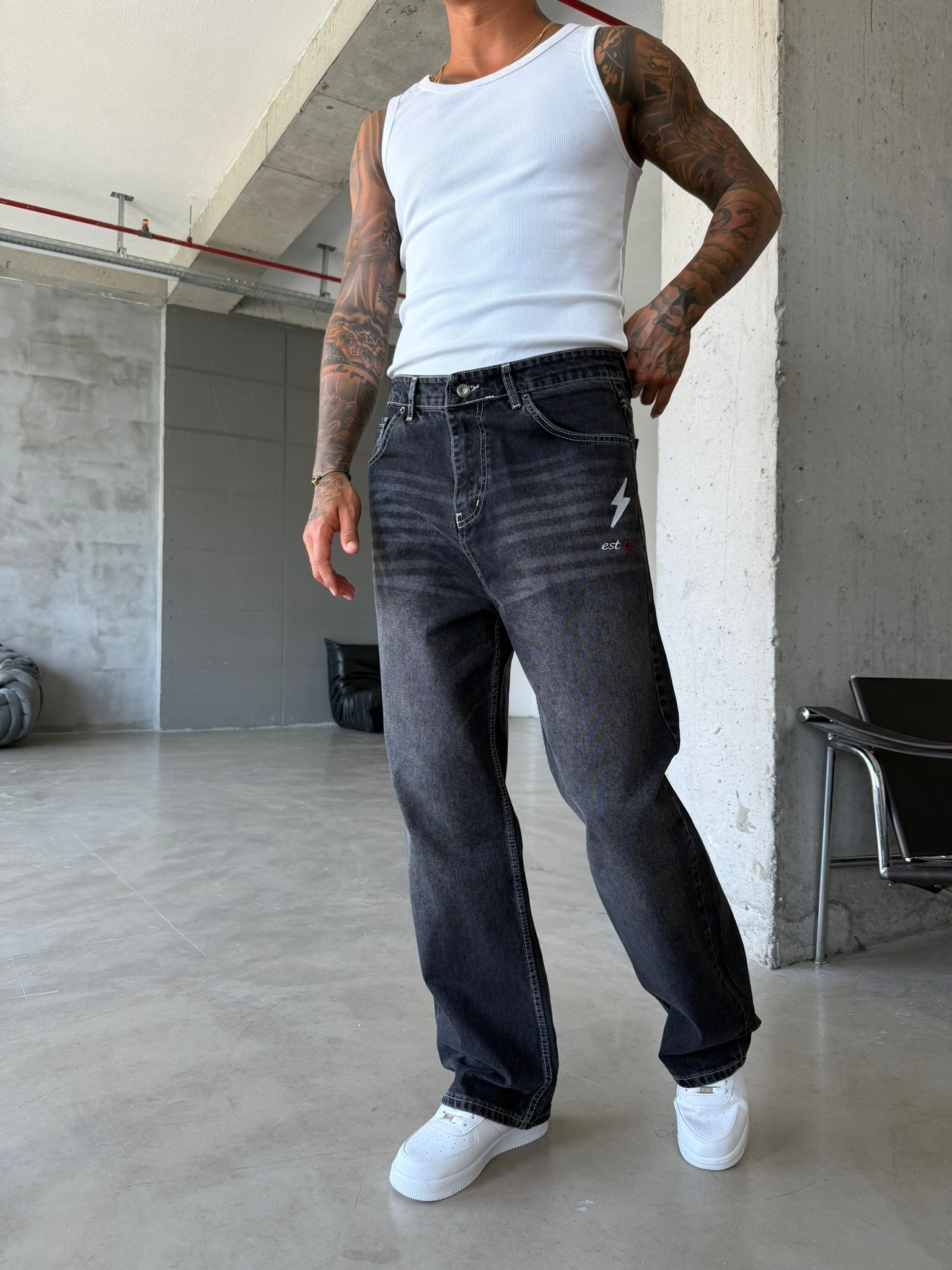 Nakış İşlemeli Baggy Pantolon