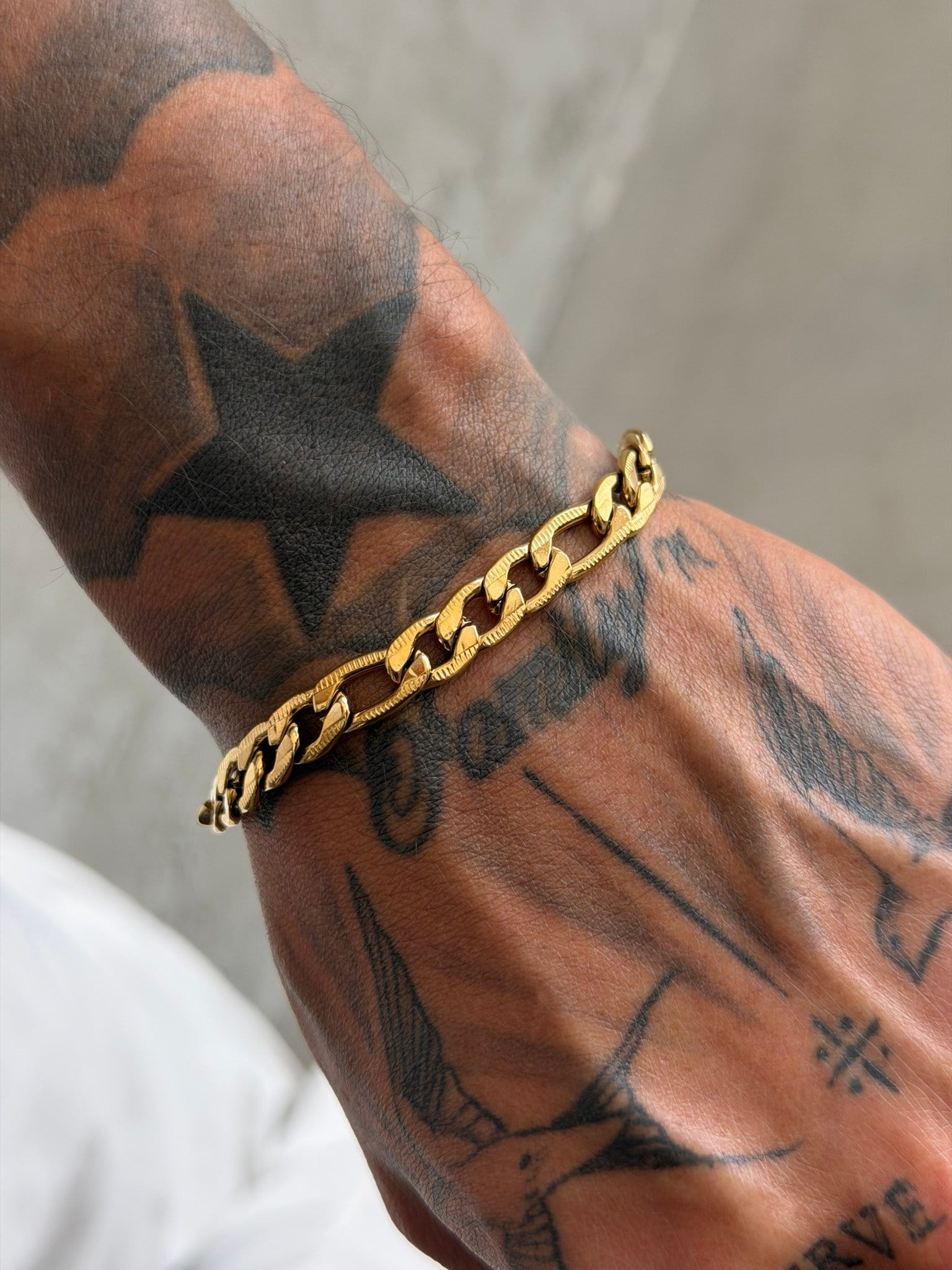 NO362 Cuban Gold Bracelet