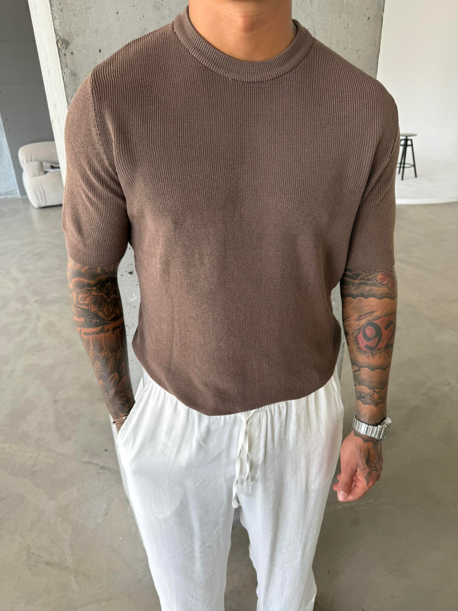 Old Money Esnek Fit Basic T-Shirt - Kahve