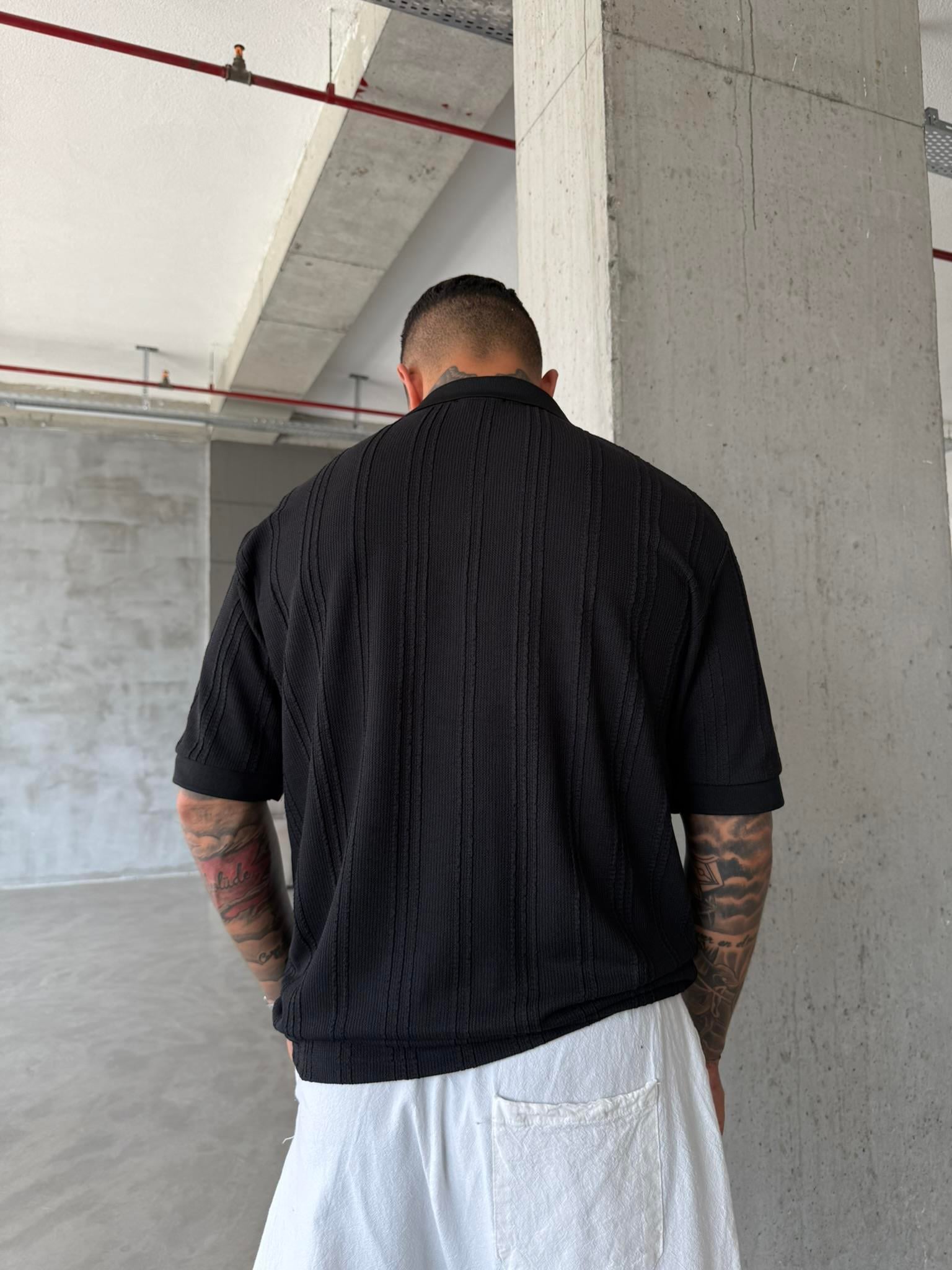 Old Money Pat Yaka T-Shirt - Siyah