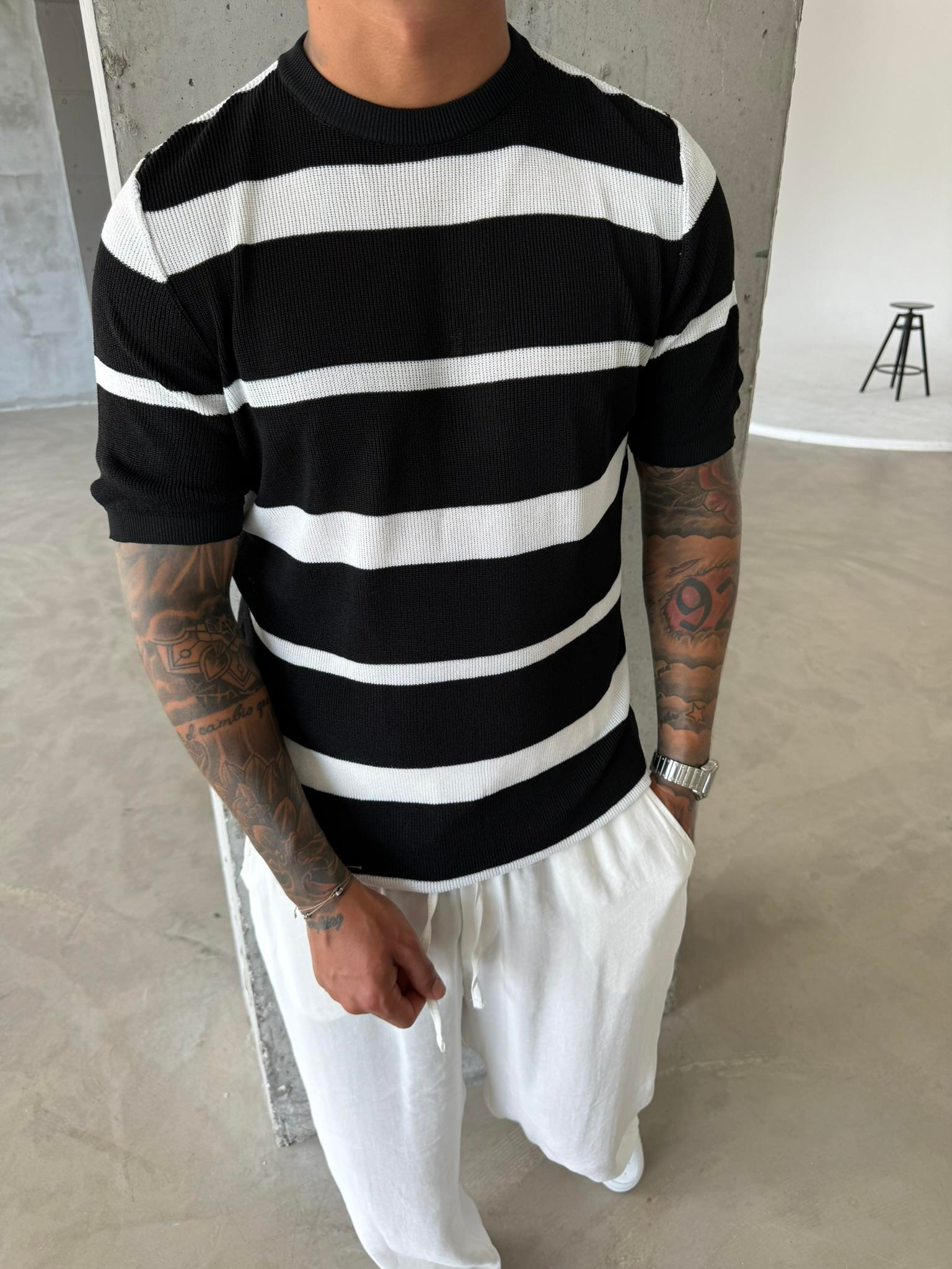 Old Money Regular Cizgili T-Shirt - Siyah