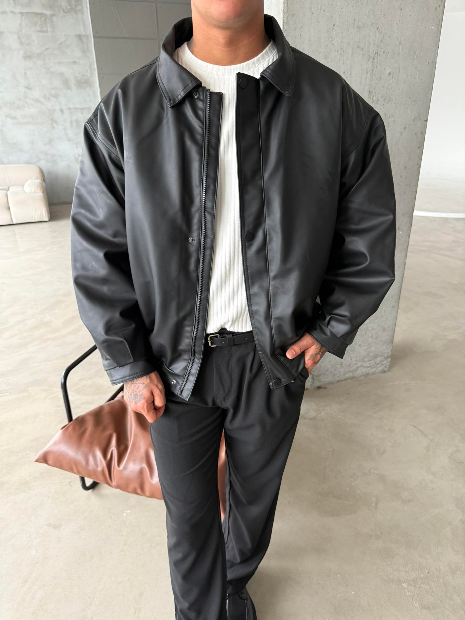 Oversize Fermuarlı ve Çıtçıtlı Deri Ceket