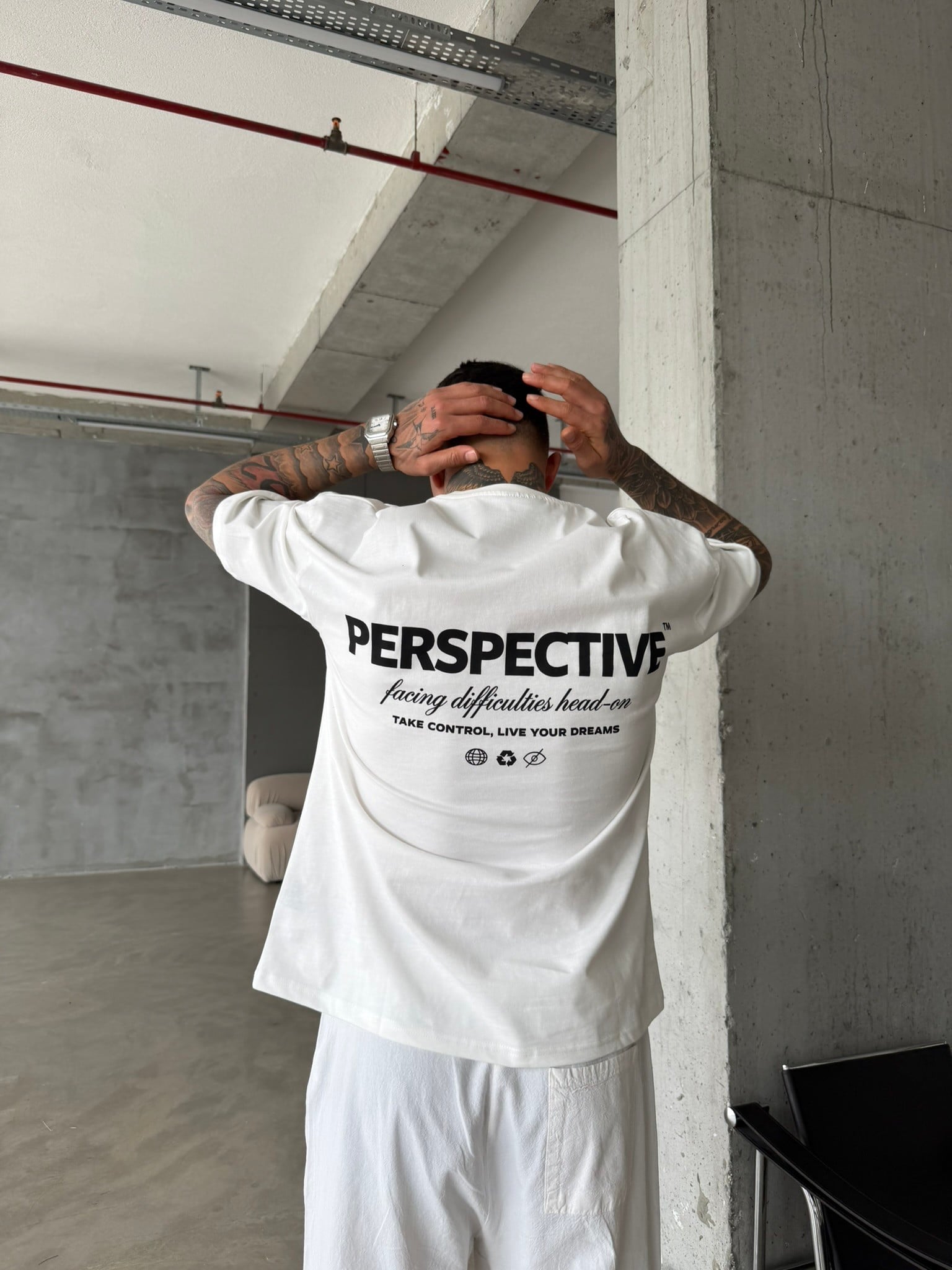 Perspective Oversize Basic T-Shirt - Beyaz