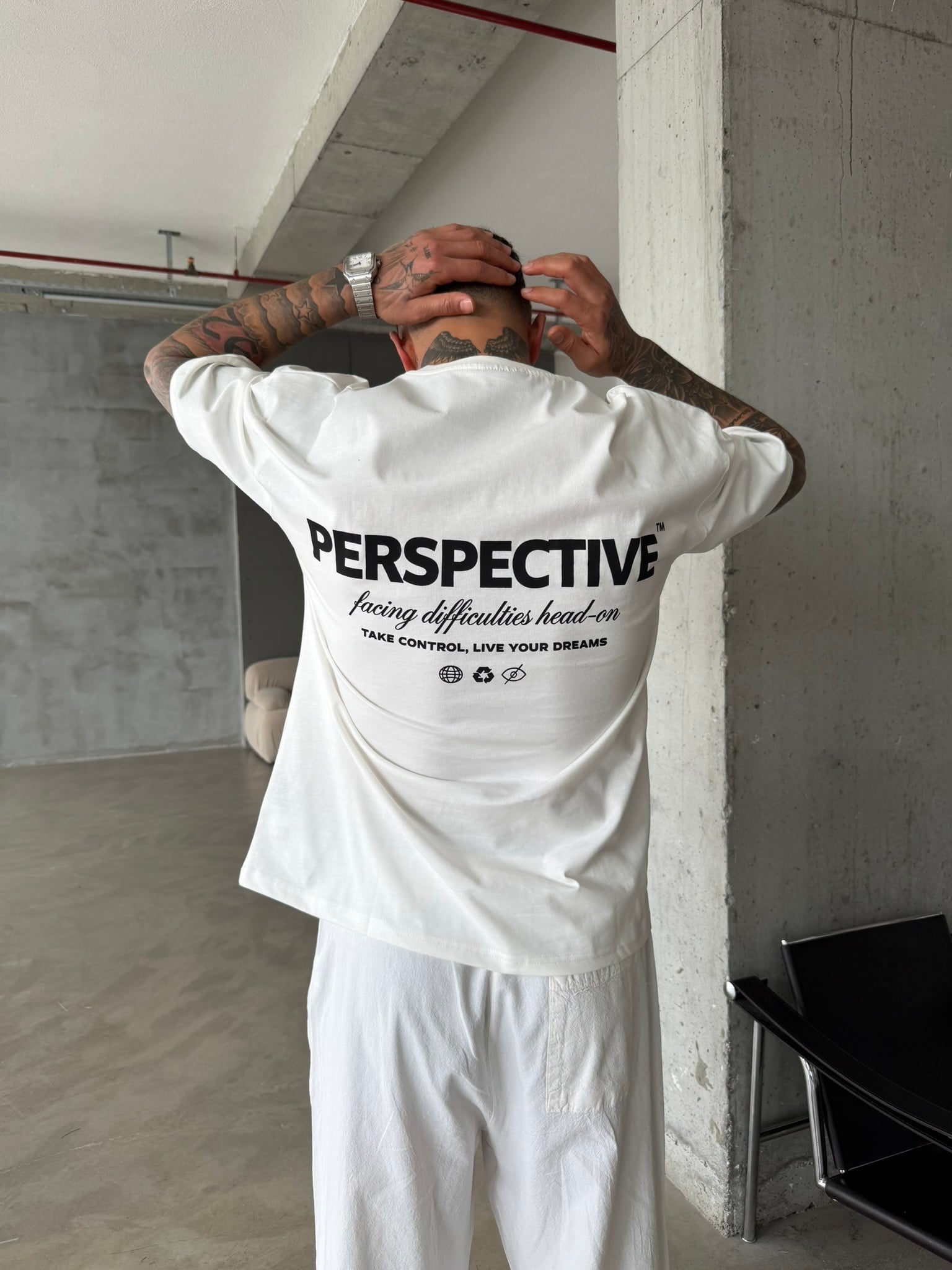 Perspective Oversize Basic T-Shirt - Beyaz