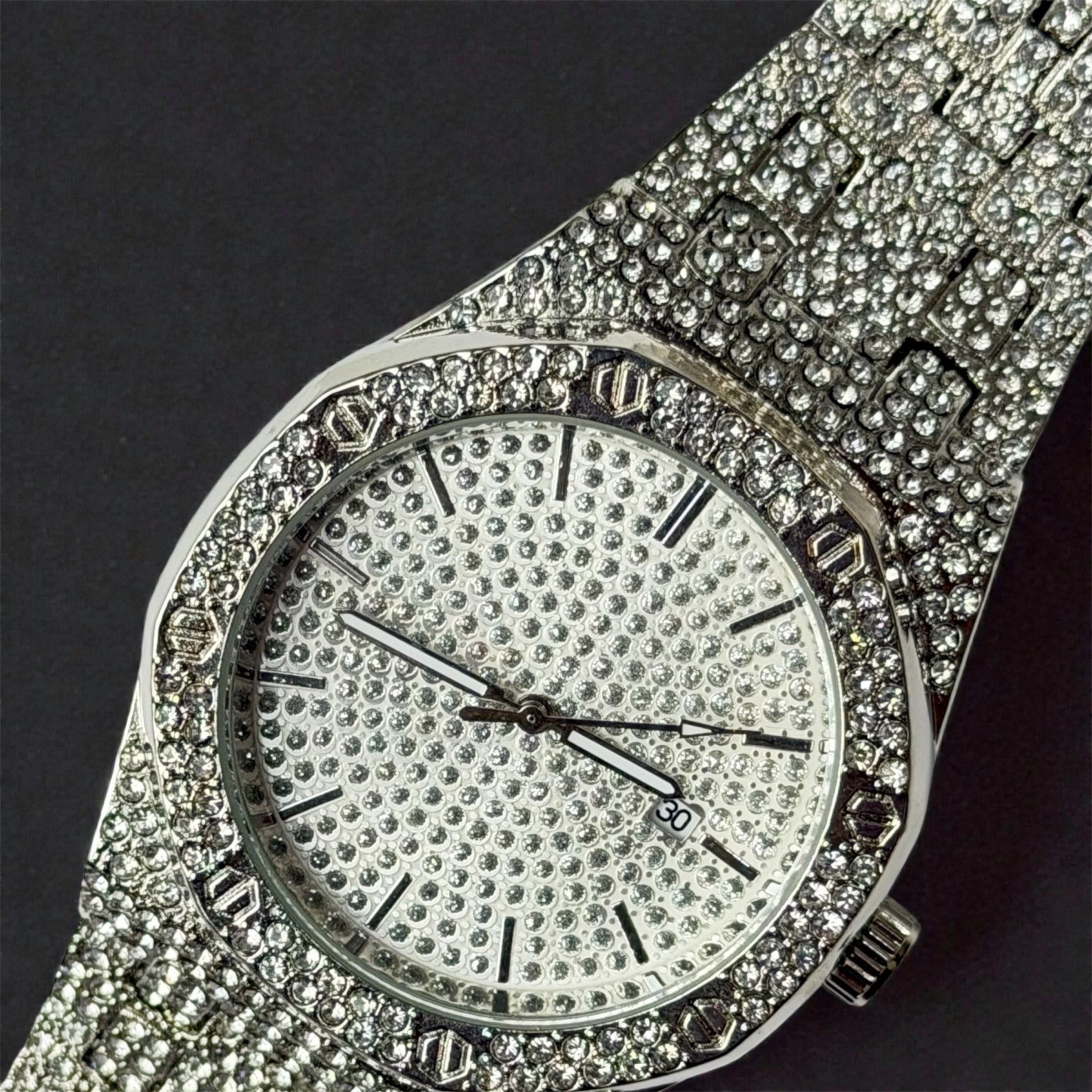 Preimum Taşlı Saat -Gümüş