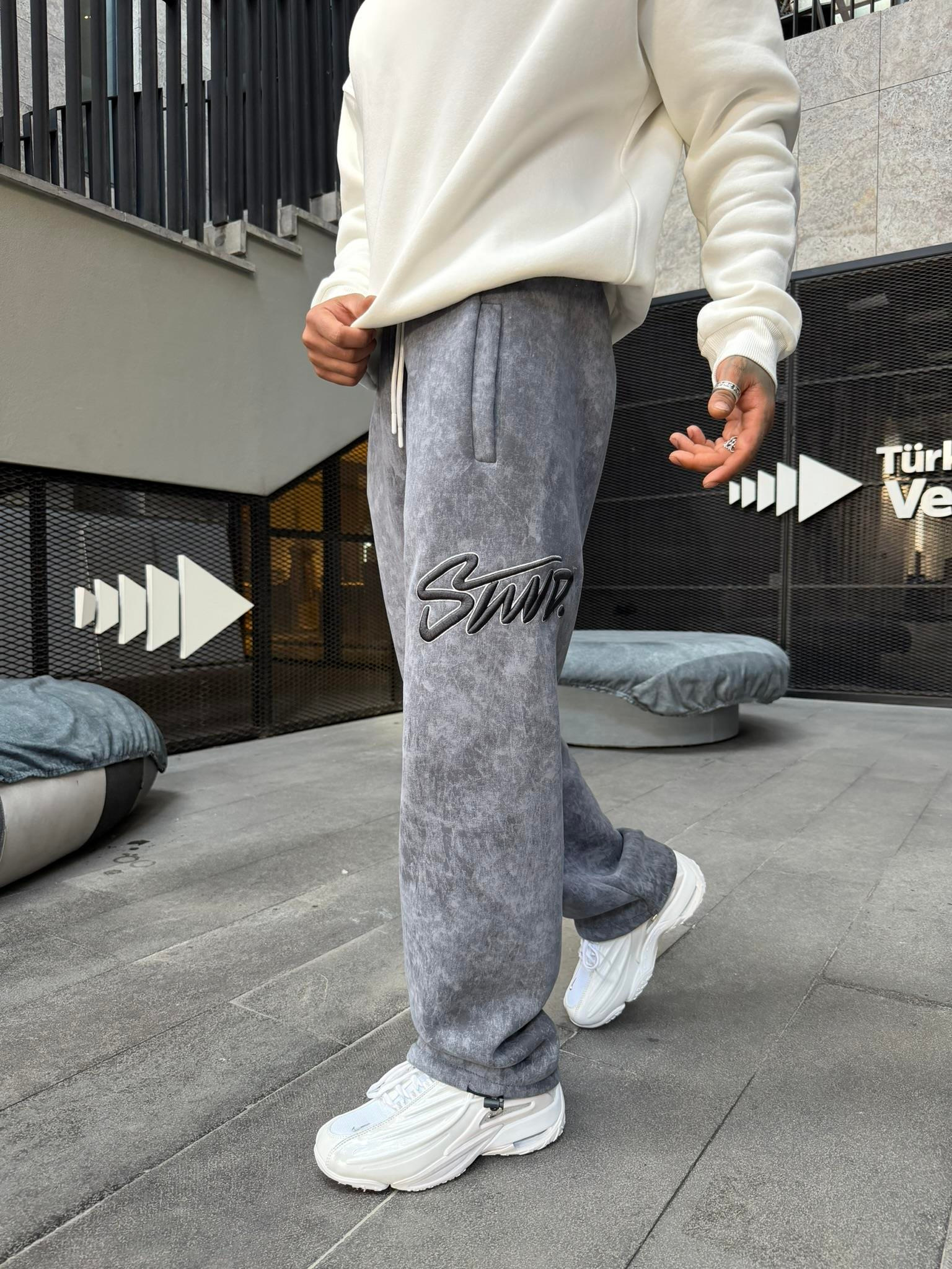 Premium Acid İşlemeli SW Yıkamalı Baggy Eşofman - Füme