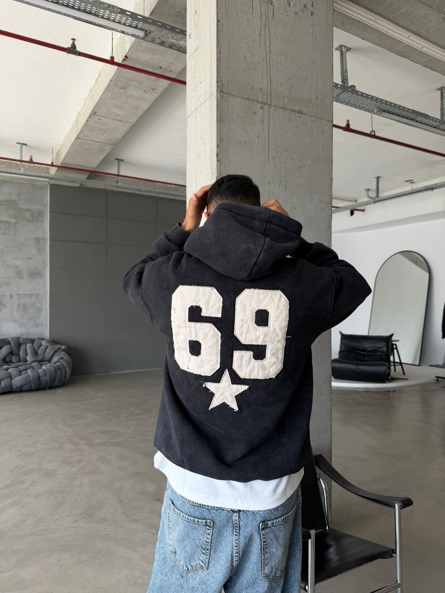 Premium Acid Yıkama 69 Nakışlı Sweat