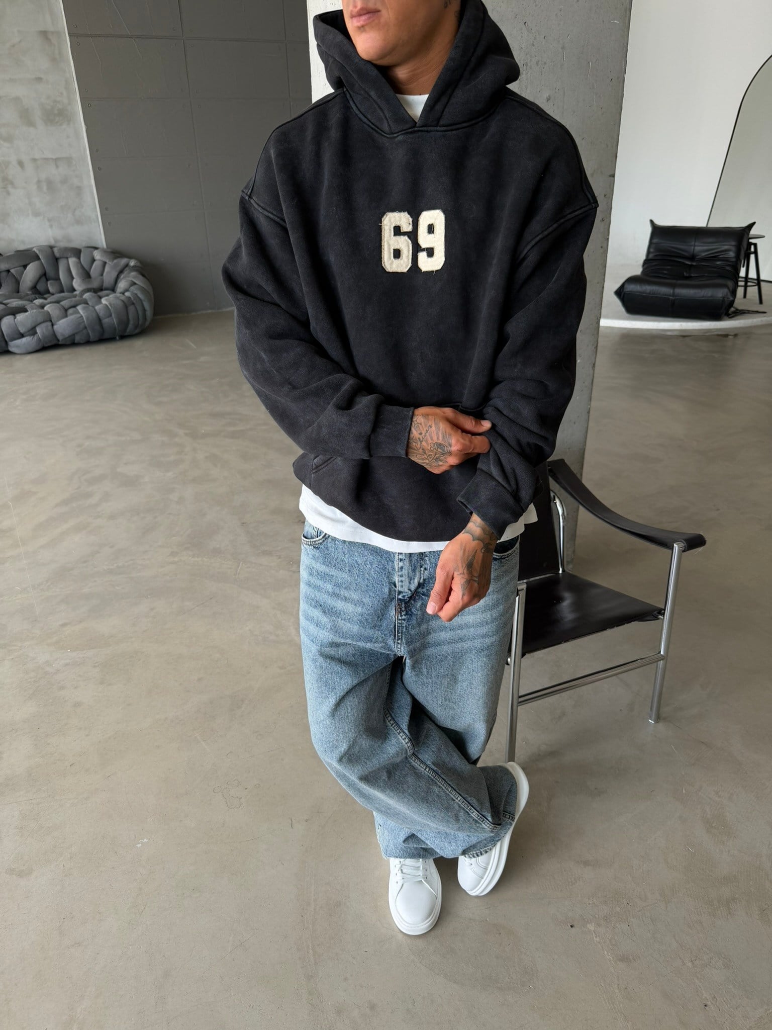Premium Acid Yıkama 69 Nakışlı Sweat