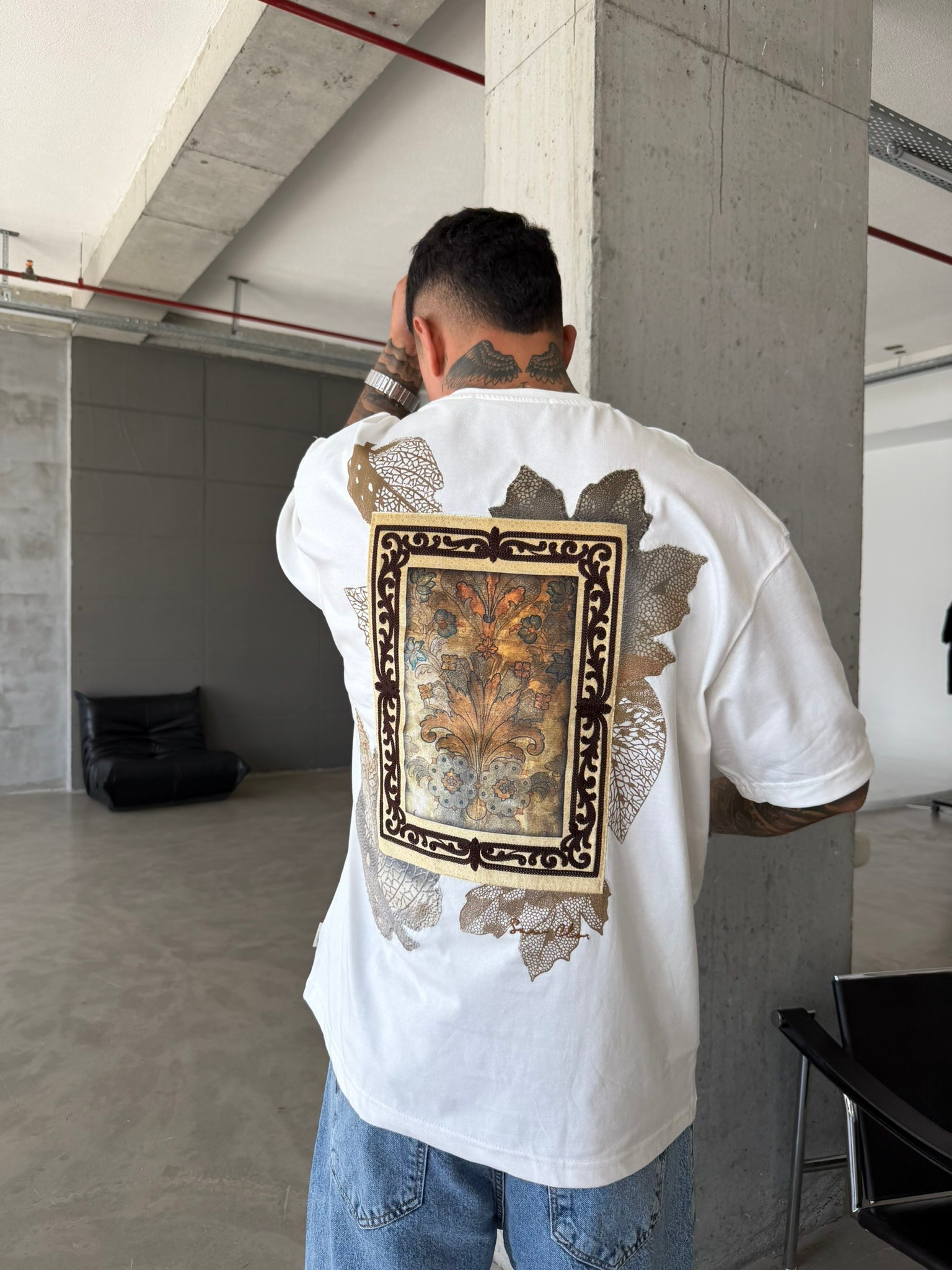 Premium İşleme Desening T-Shirt - Beyaz