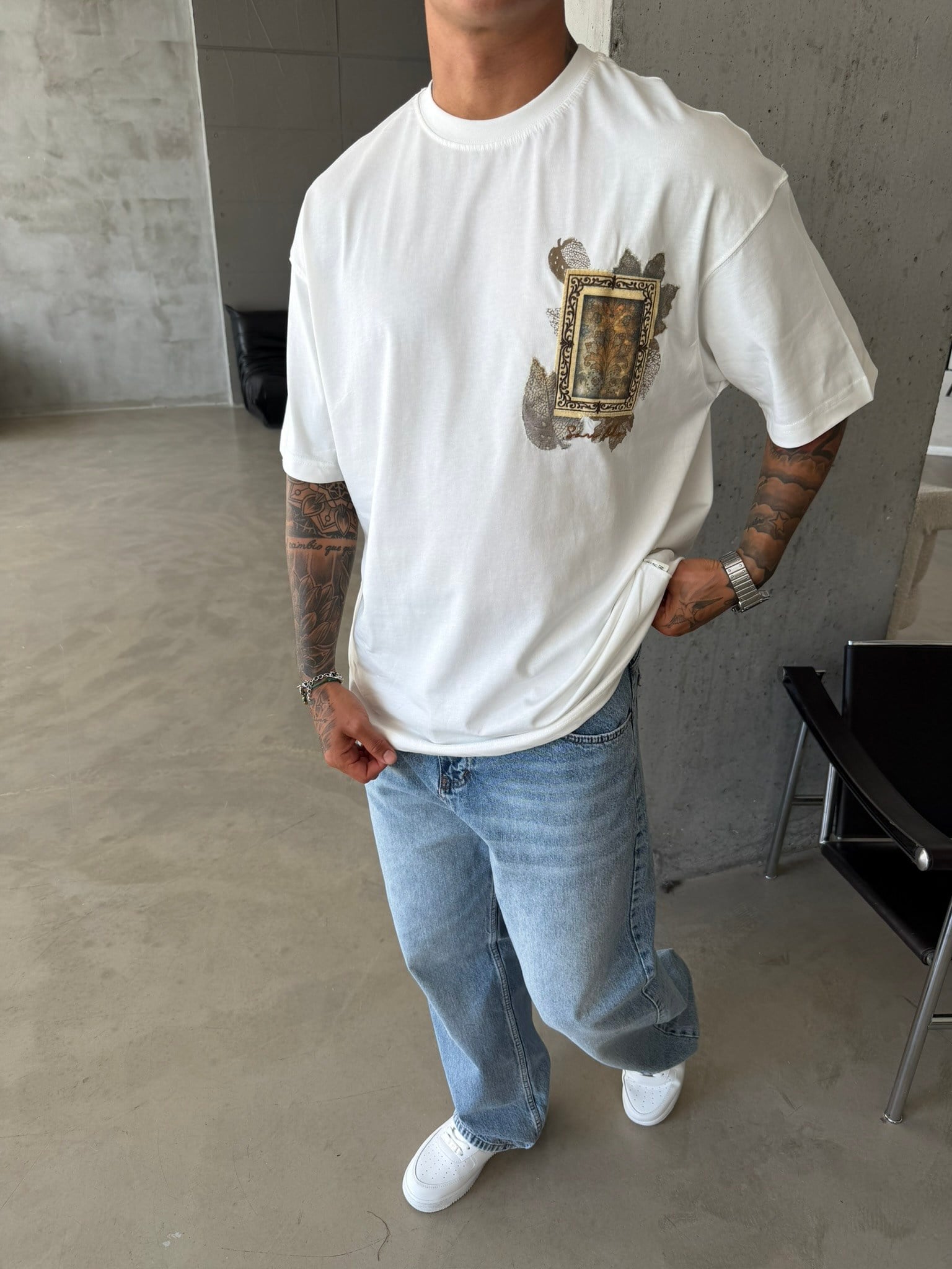 Premium İşleme Desening T-Shirt - Beyaz