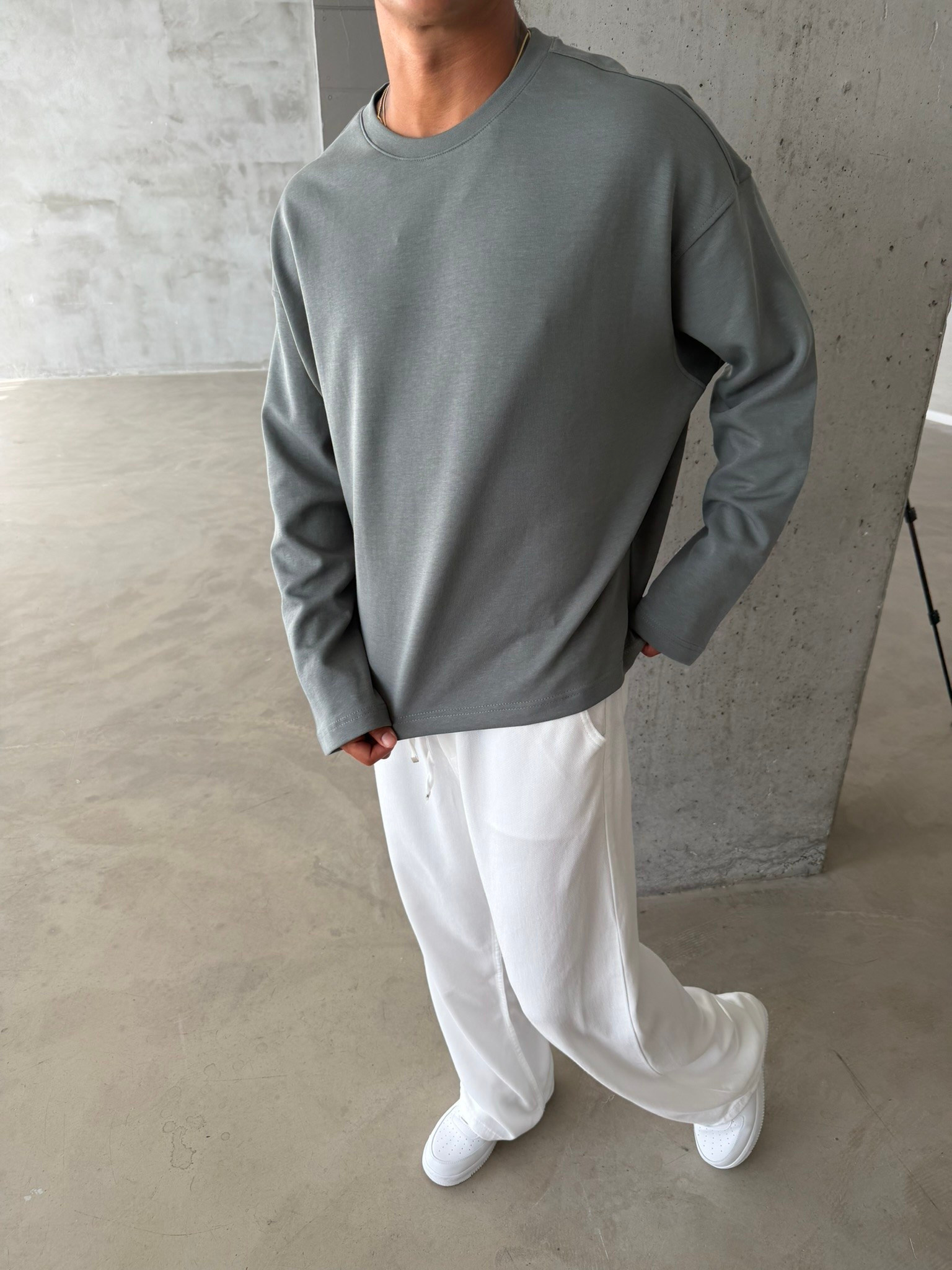 Premium Long Sleeve Sweatshirt 