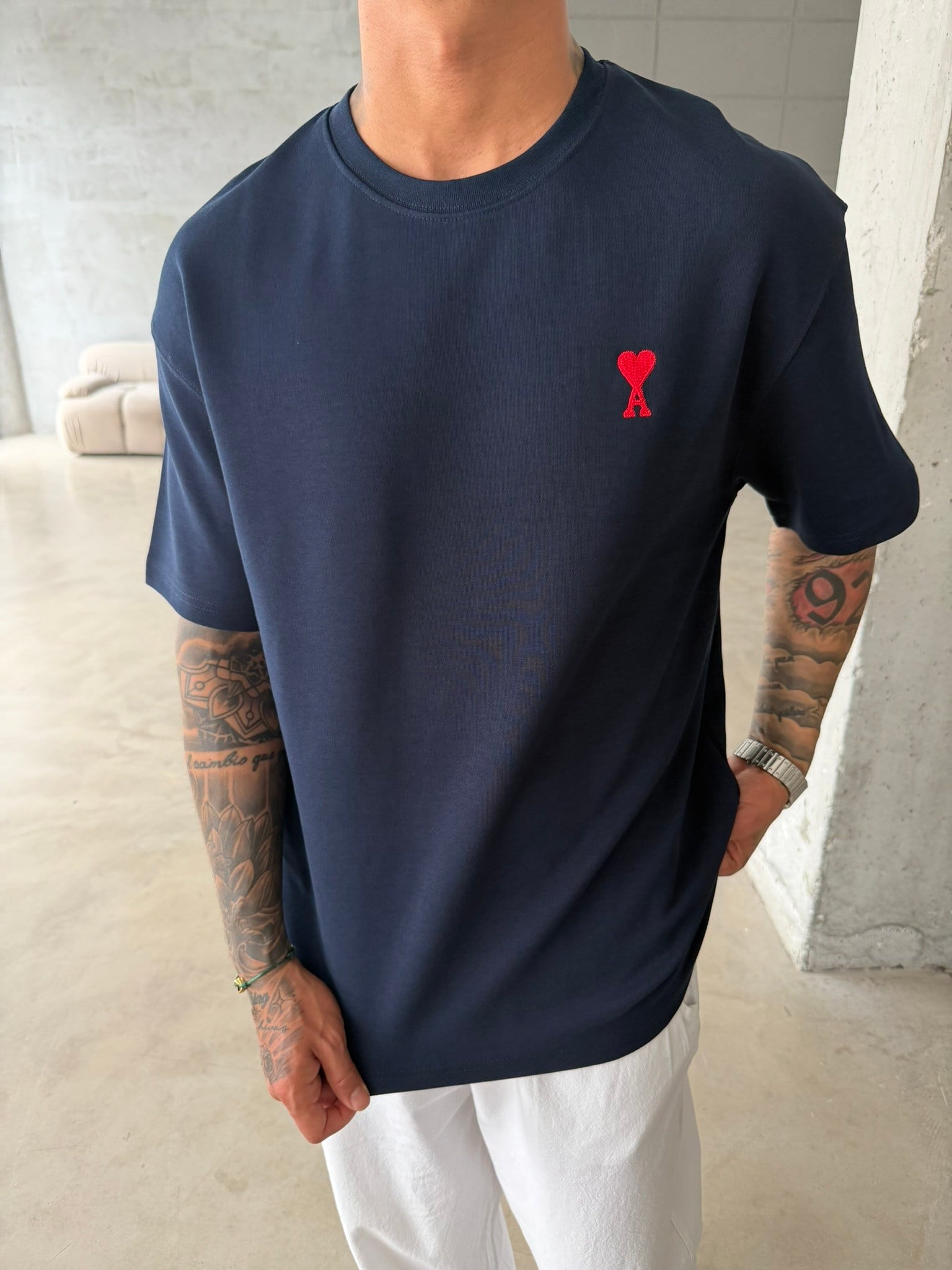 Premium Minimal Nakış A Kalp T-Shirt - Lacivert