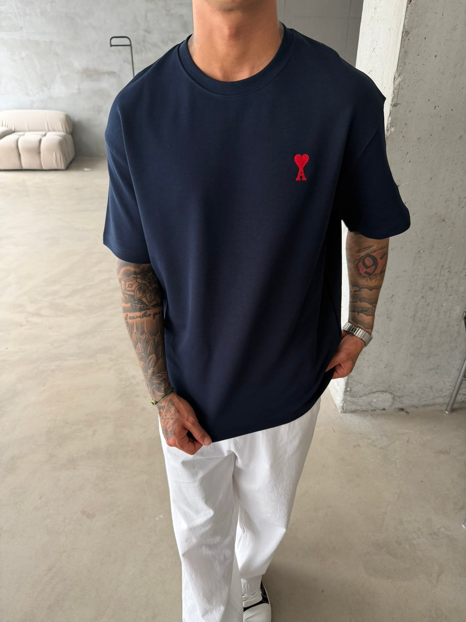 Premium Minimal Nakış A Kalp T-Shirt - Lacivert