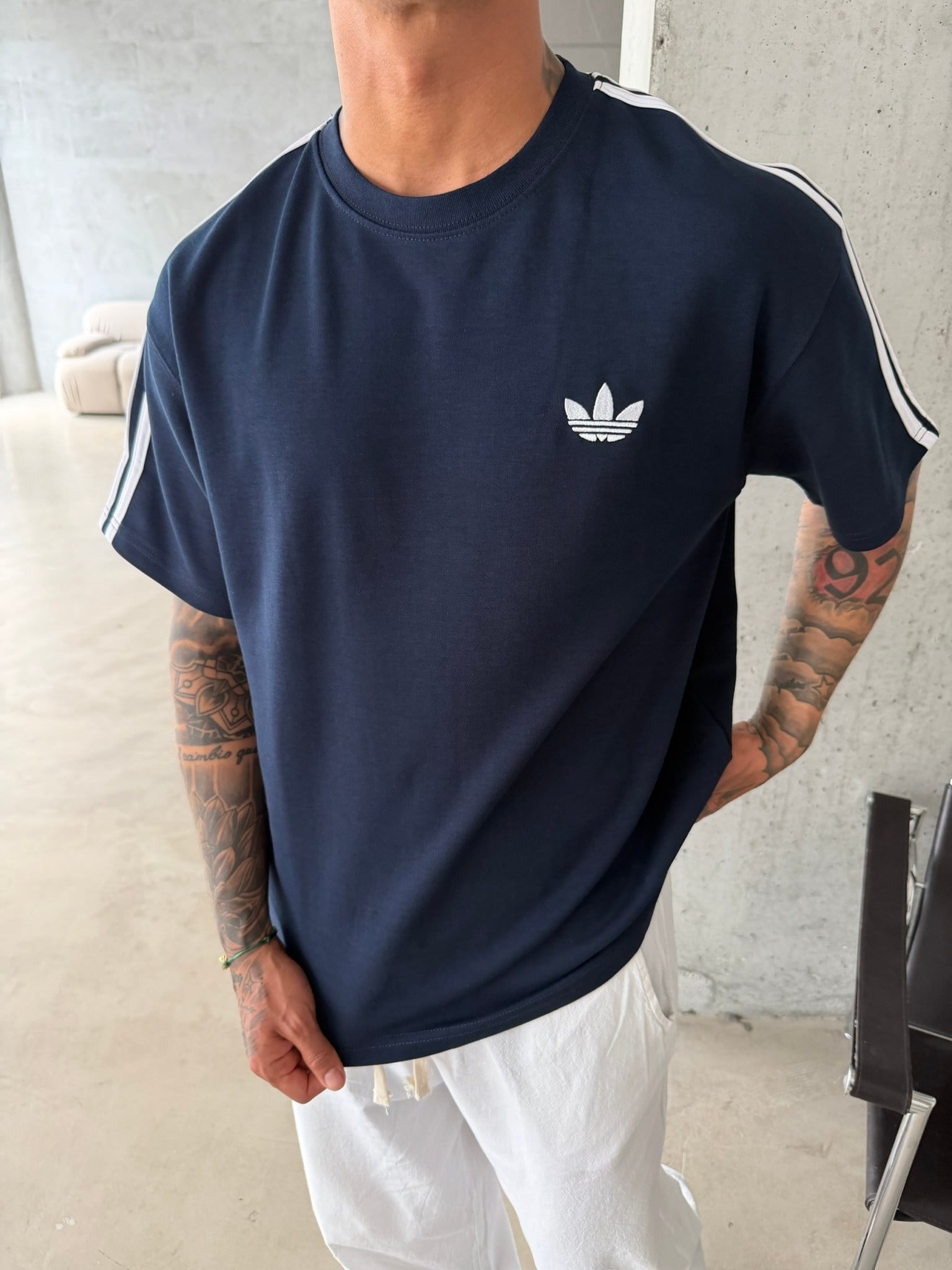 Premium Nakışlı Şeritli T-Shirt - Lacivert