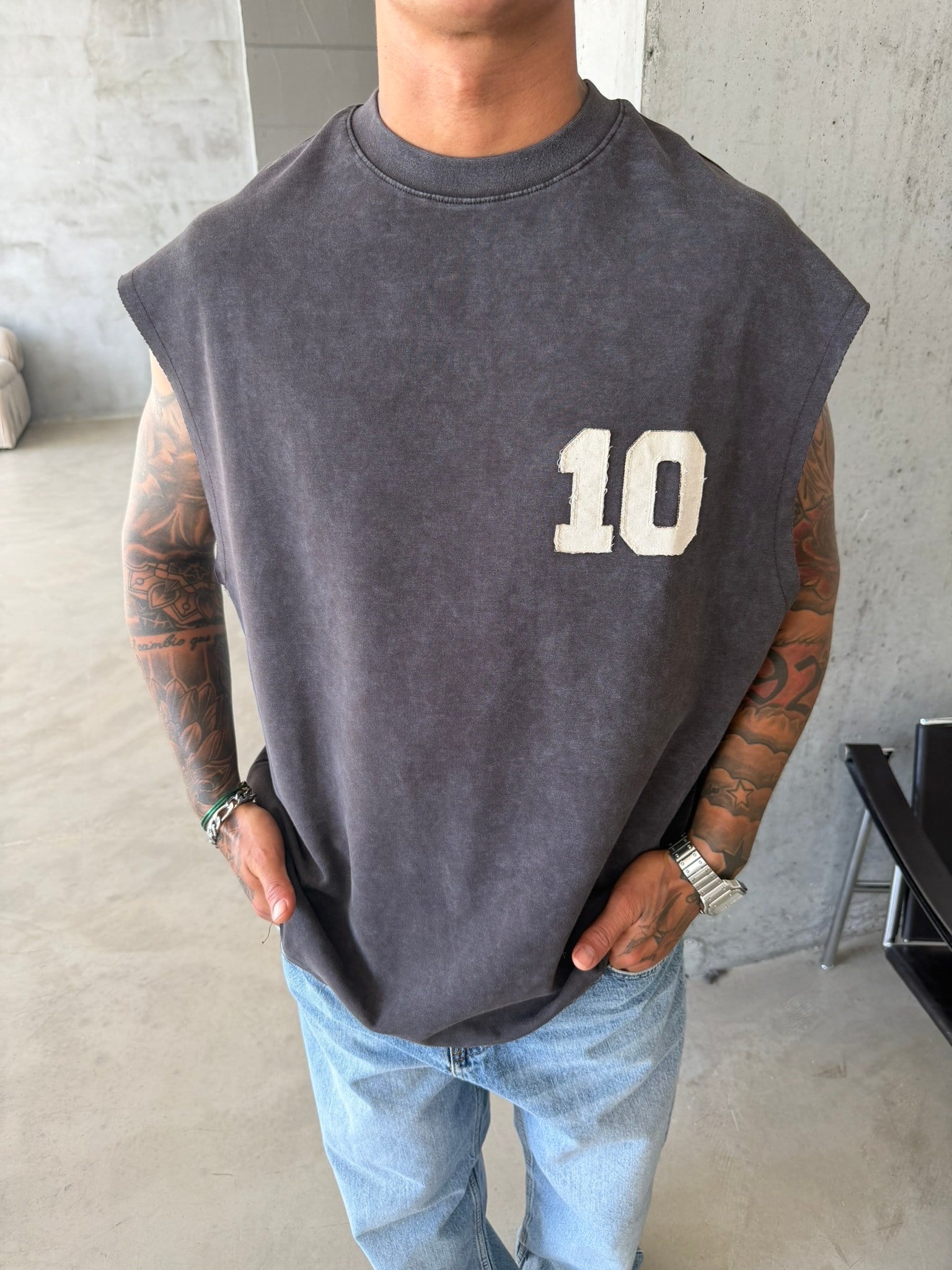 Premium One - Zero Nakışlı Sıfır Kol T-Shirt - Kahve