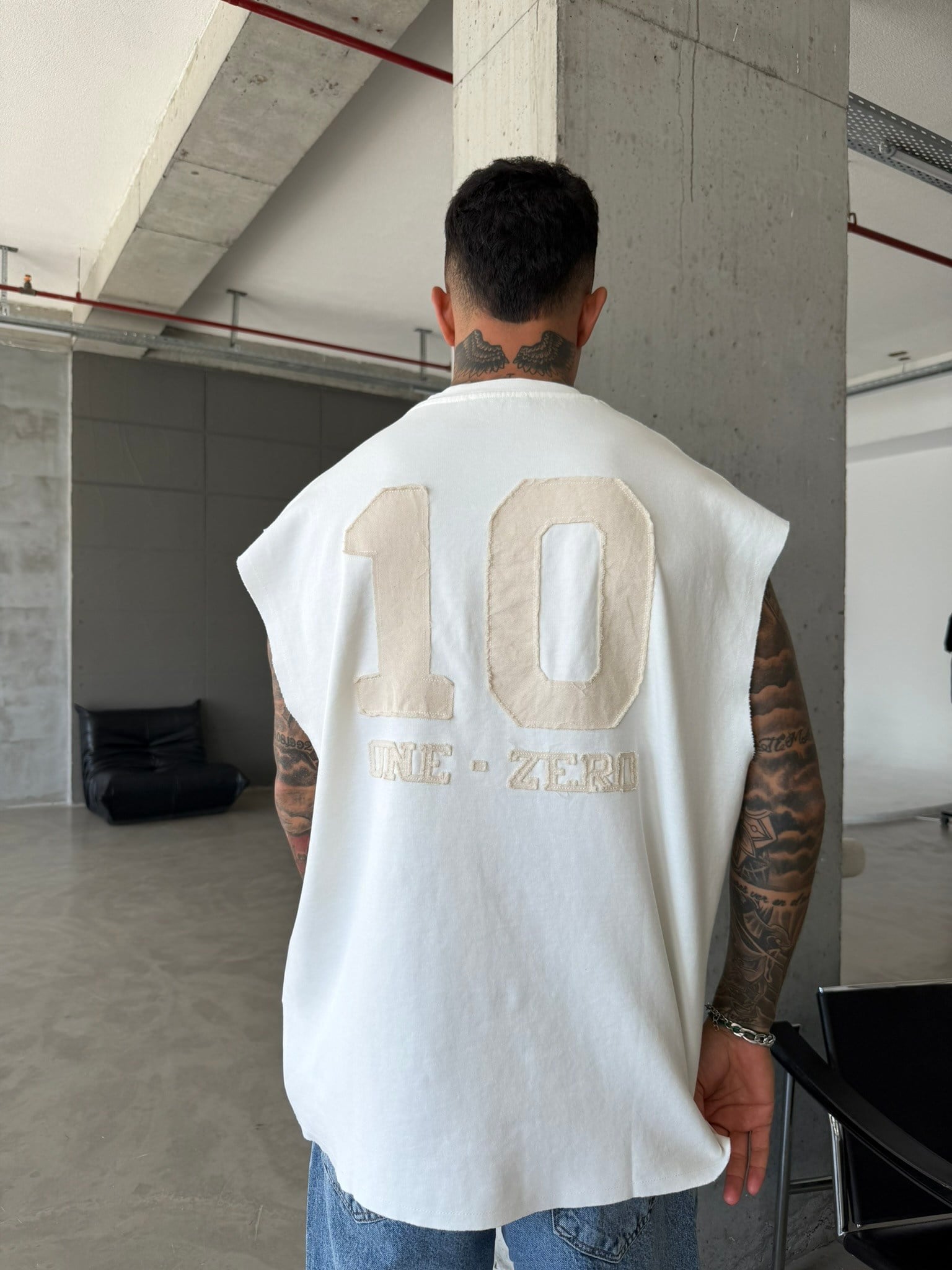 Premium One - Zero Nakışlı Sıfır Kol T-Shirt - Beyaz