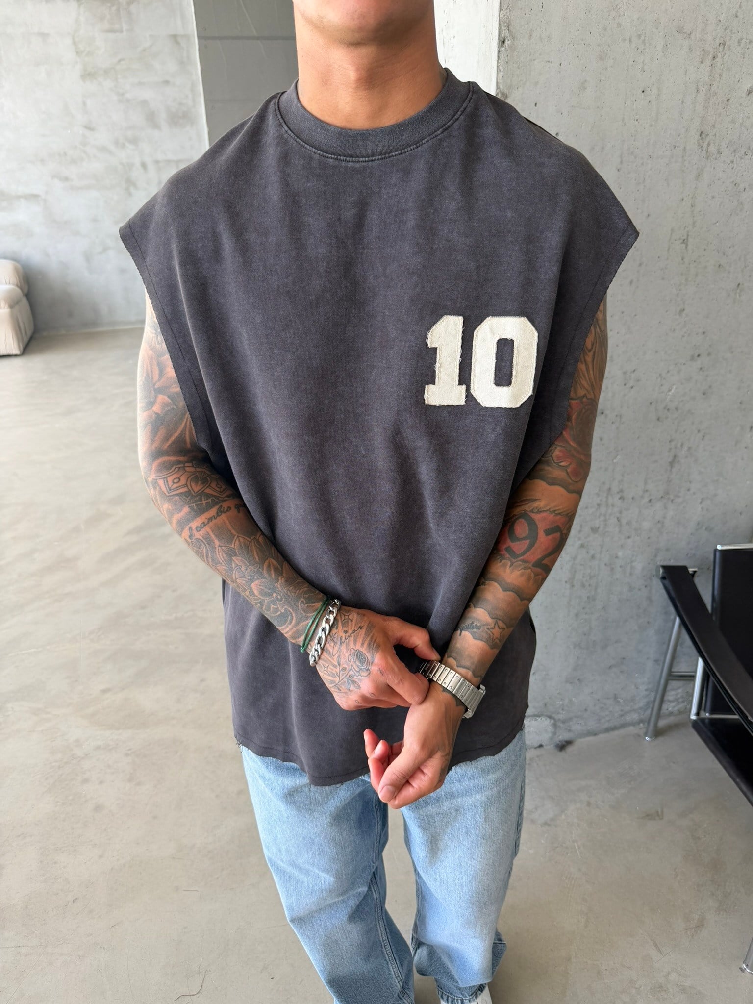 Premium One - Zero Nakışlı Sıfır Kol T-Shirt - Kahve