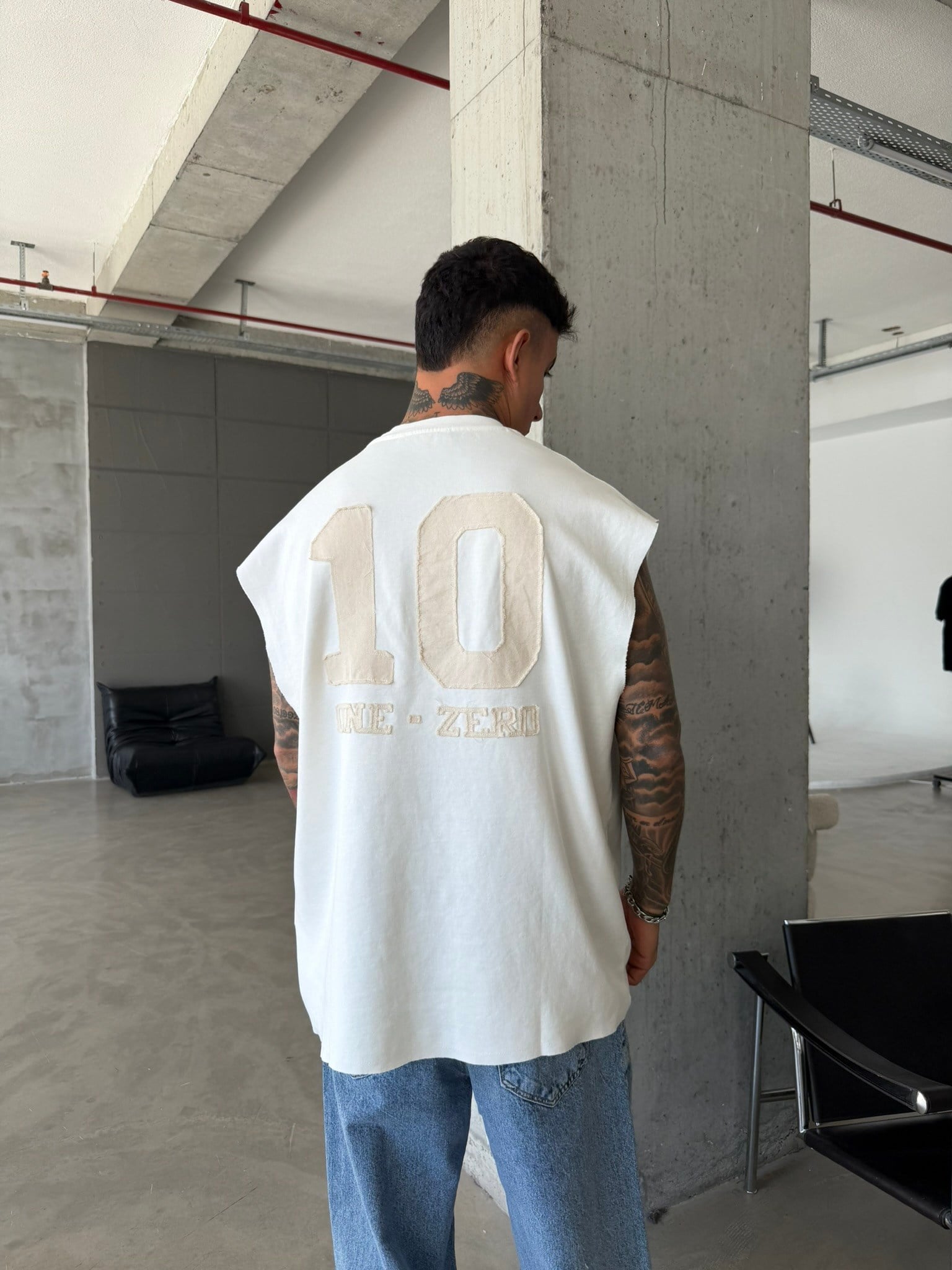 Premium One - Zero Nakışlı Sıfır Kol T-Shirt - Beyaz