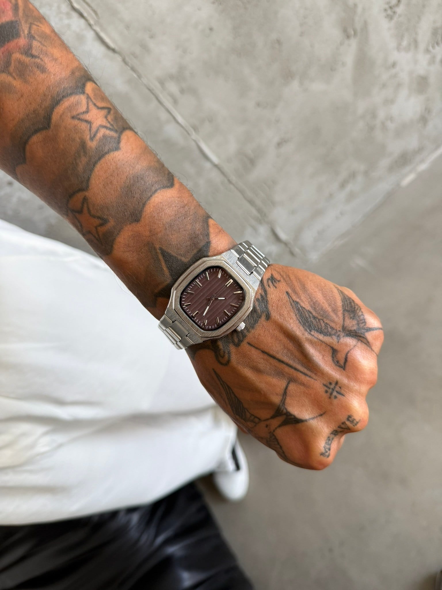 Premium Retro Wacht