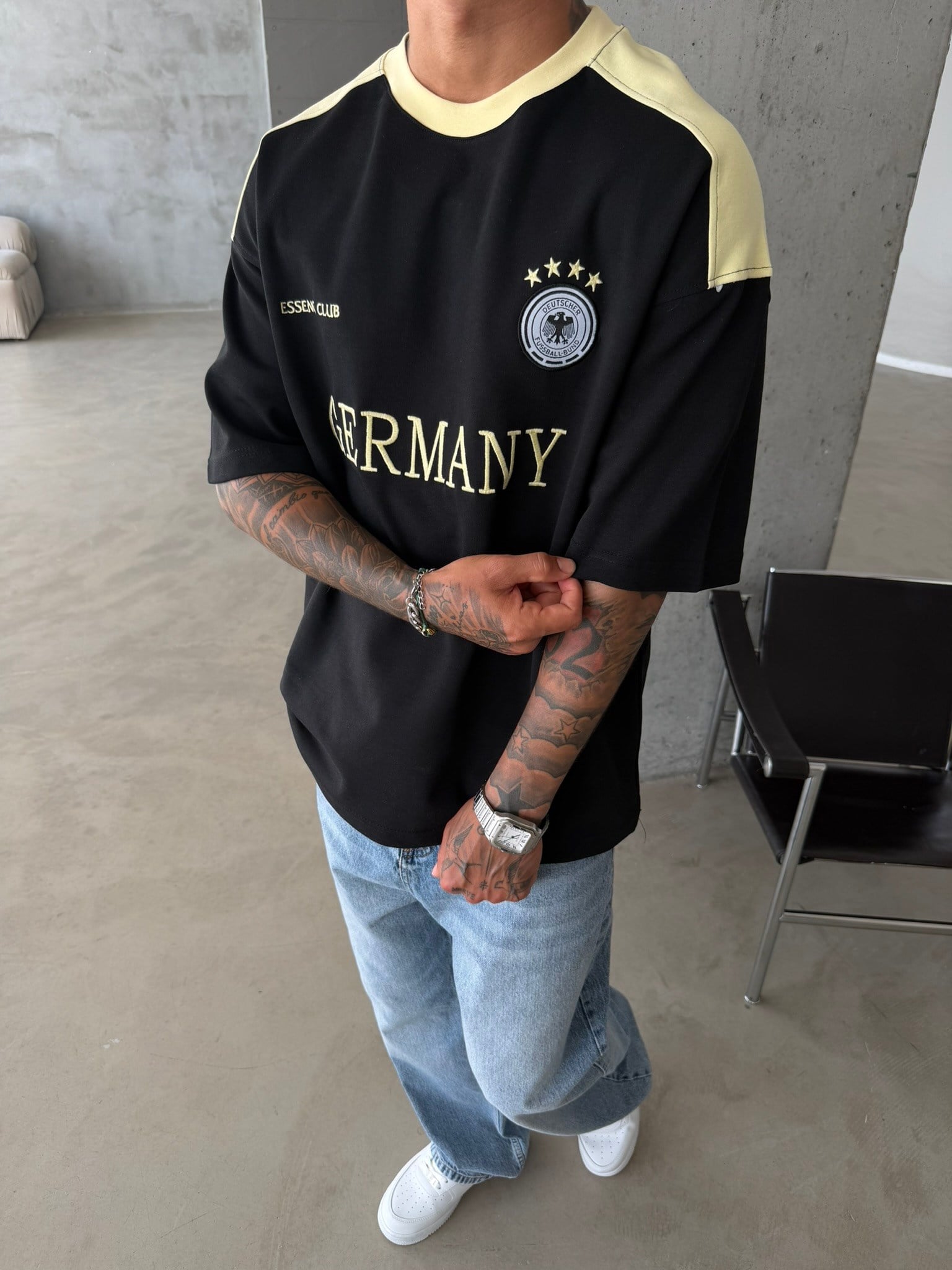 Retro Germany Style Basic T-Shirt - Siyah