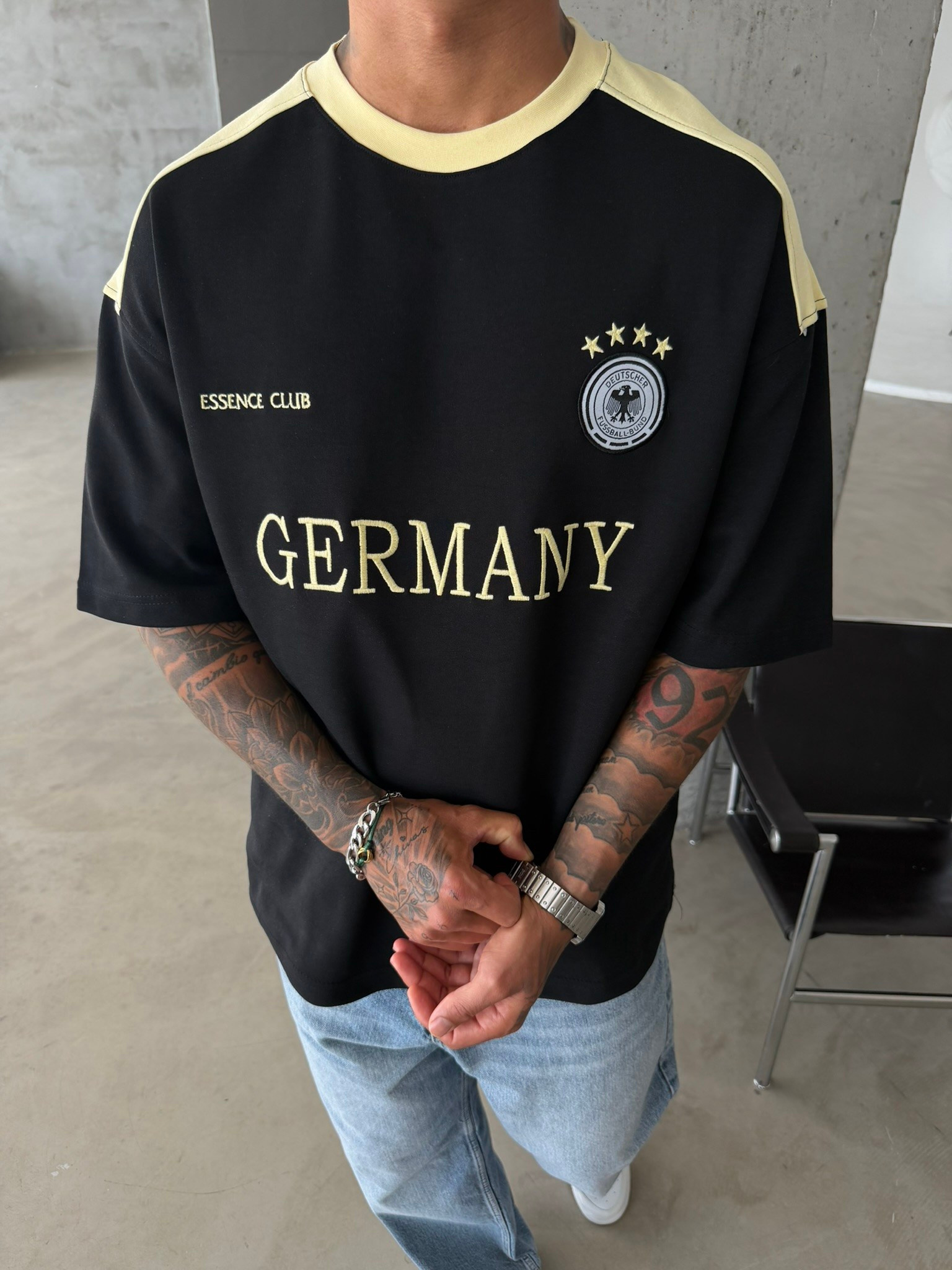 Retro Germany Style Basic T-Shirt - Siyah
