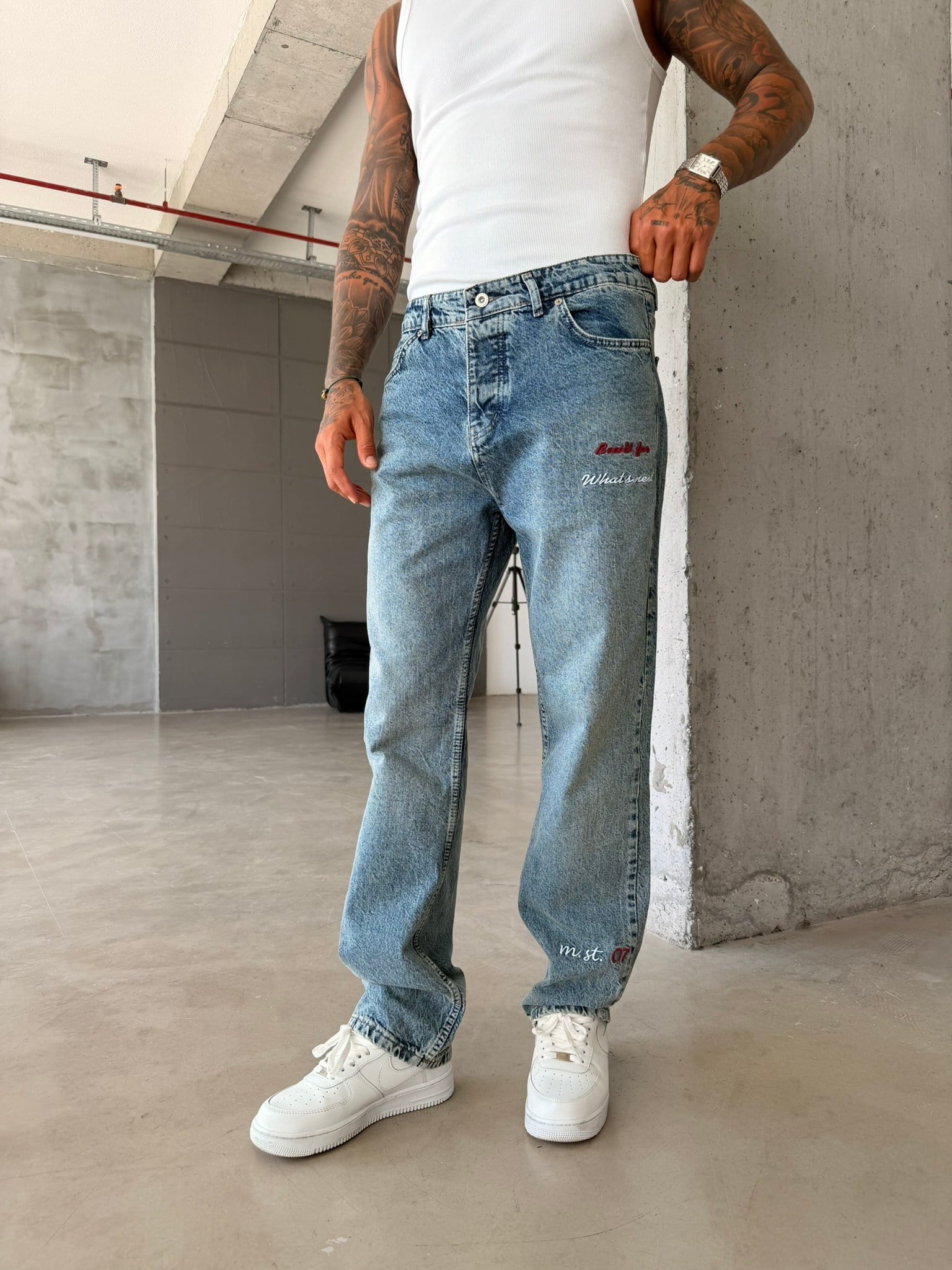 Signature Baggy Jean