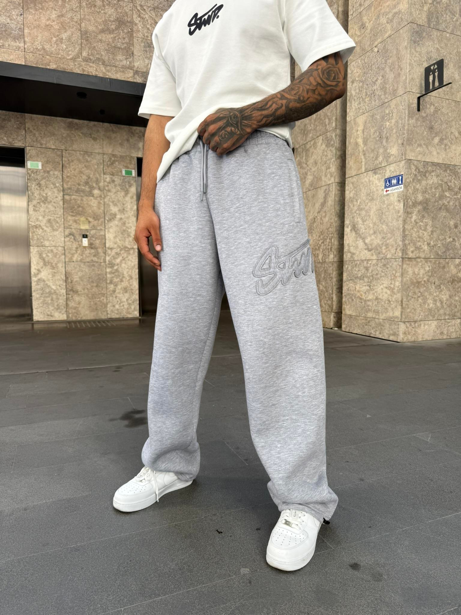 SW Kabartma Yazı Eşofman - Gri