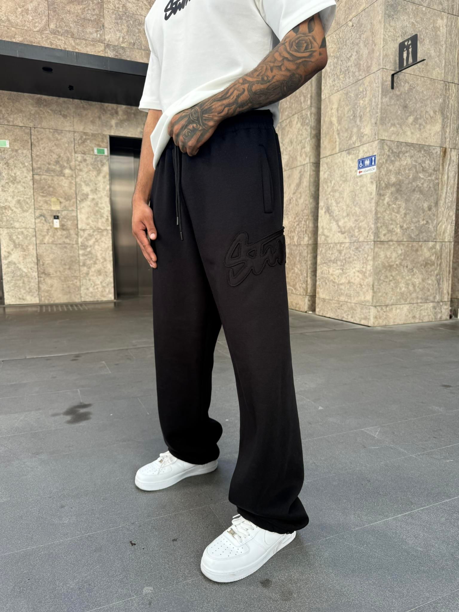 SW Kabartma Yazı Eşofman - Siyah