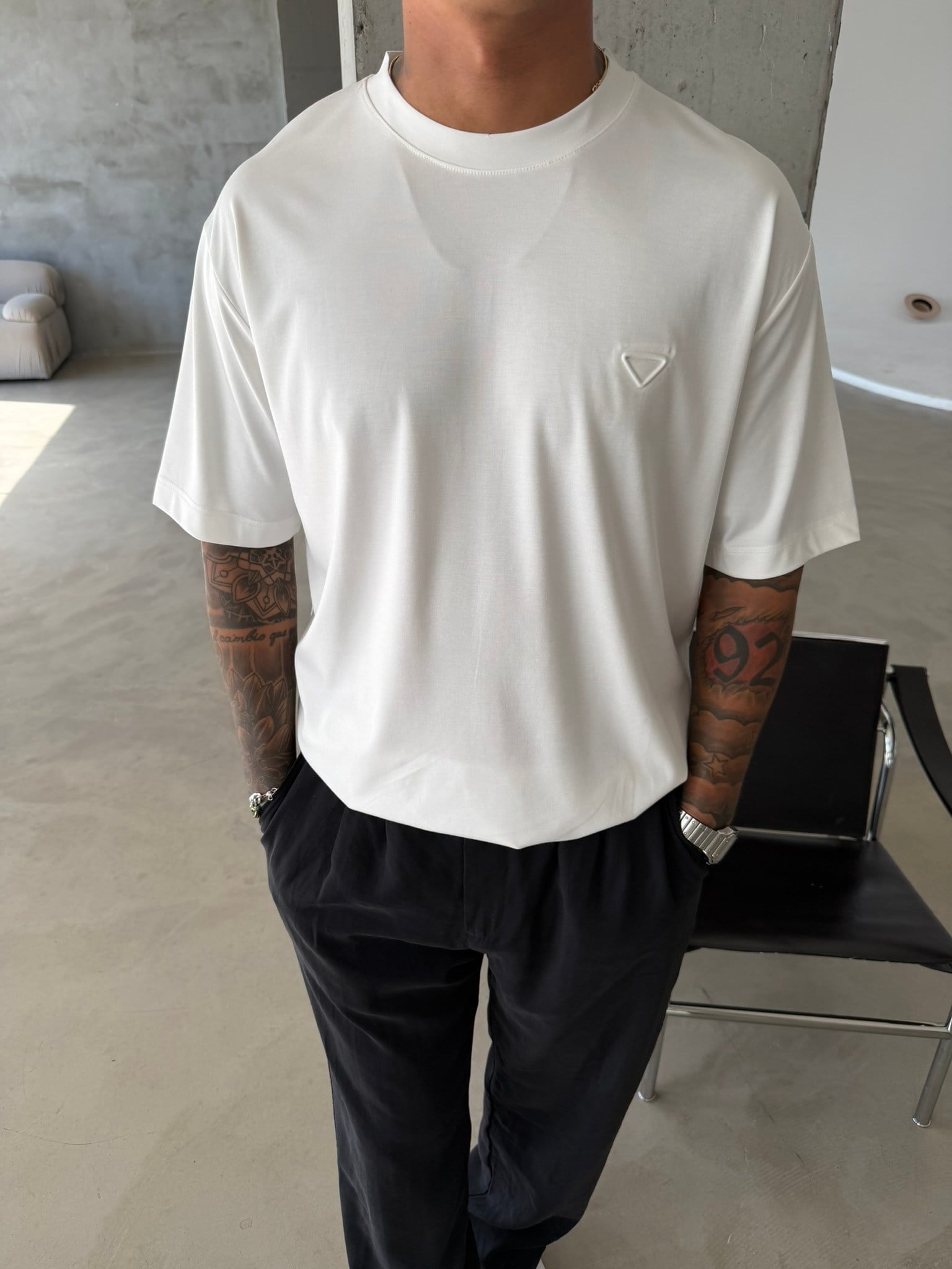 Tesnel Kumaş Old Money T-Shirt - Beyaz