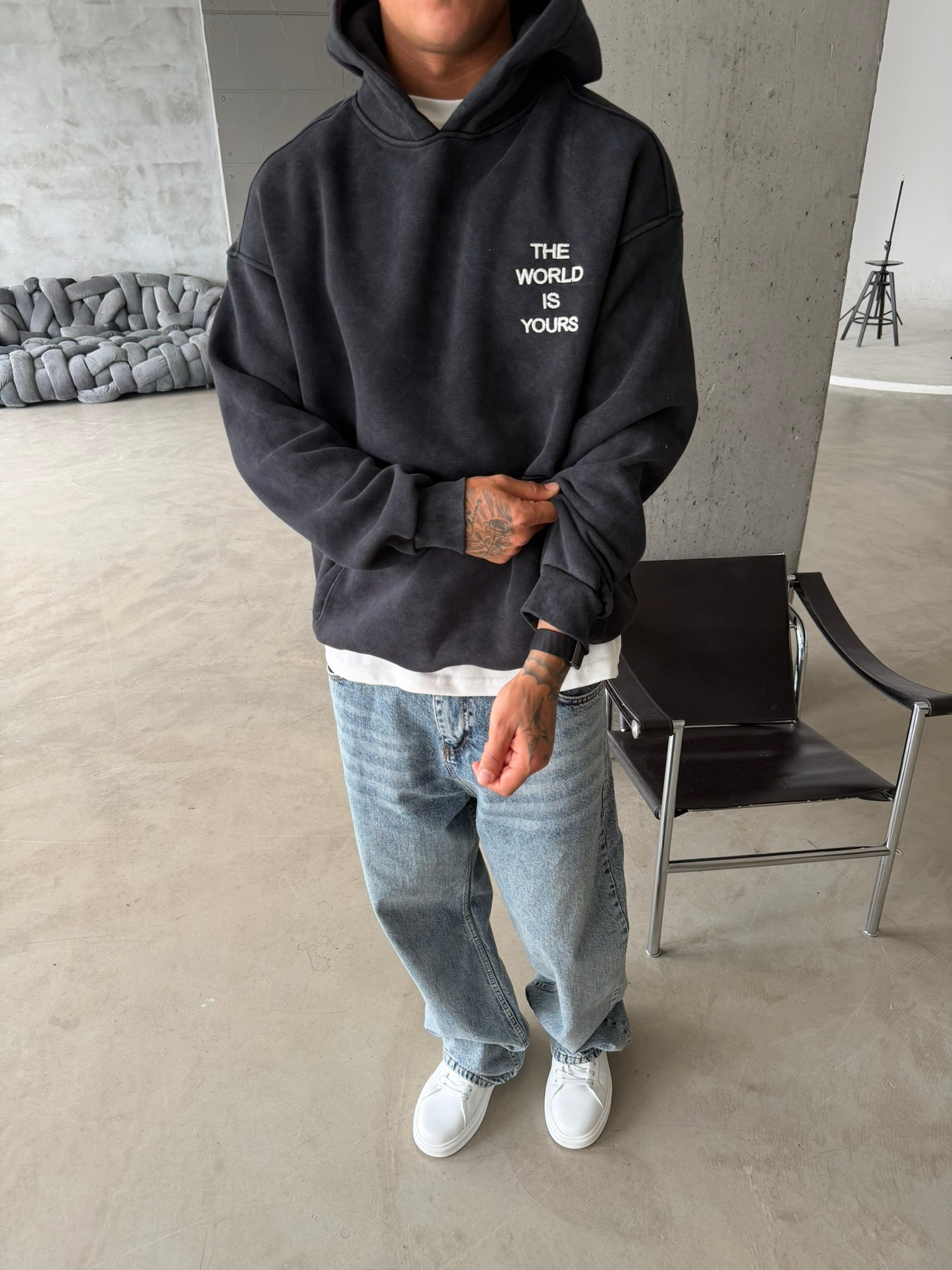 The World Is Your Premium Acid Yıkama Hoodie
