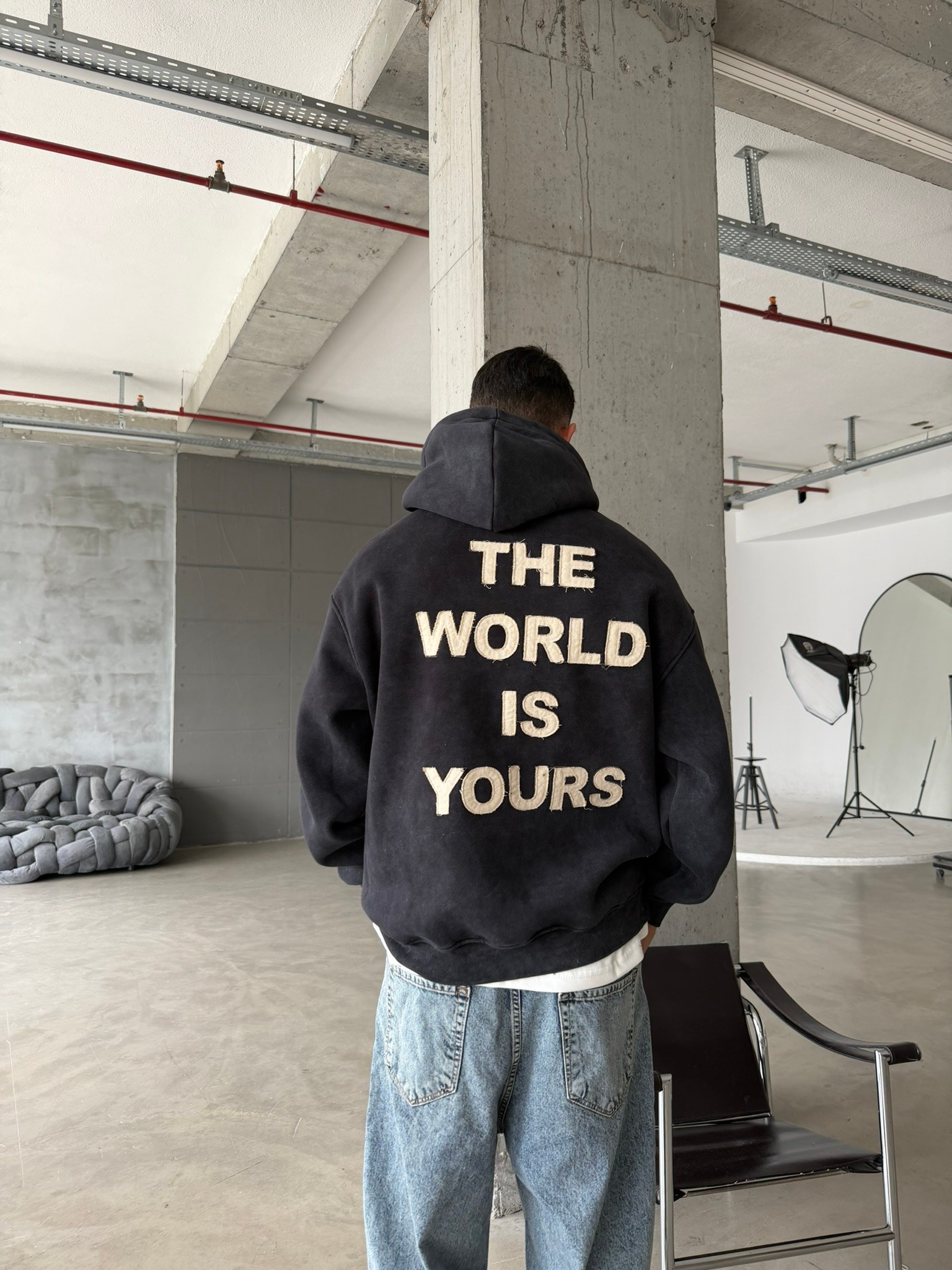 The World Is Your Premium Acid Yıkama Hoodie