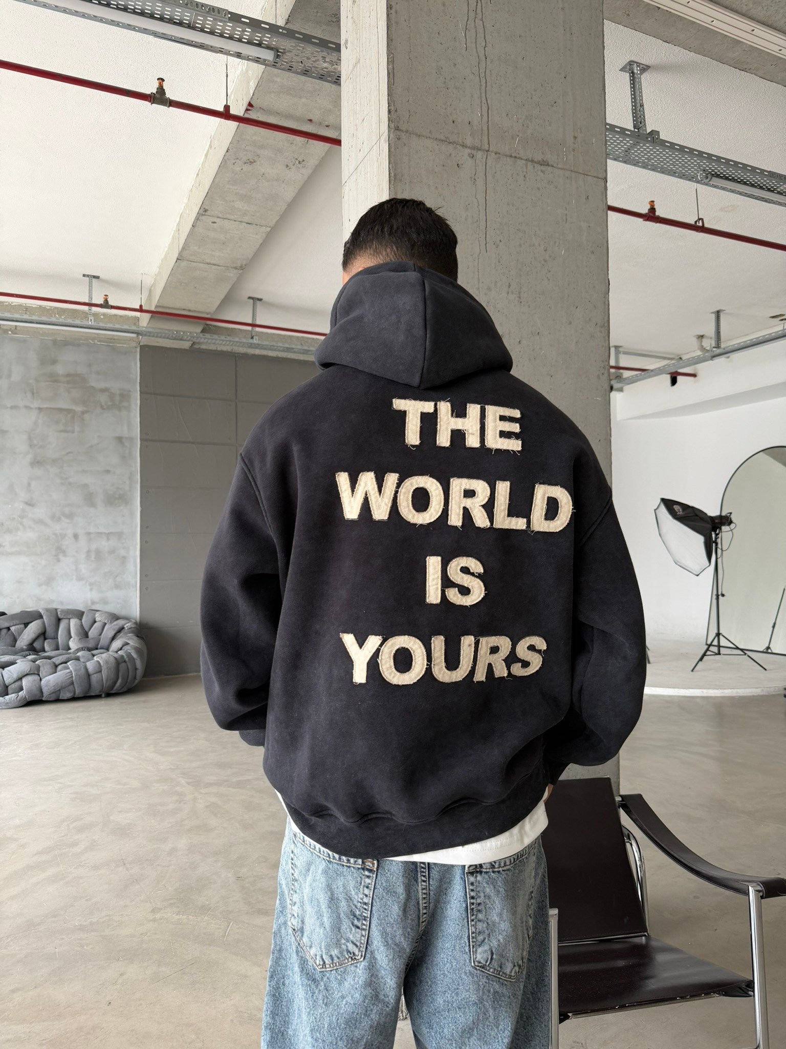 The World Is Your Premium Acid Yıkama Hoodie