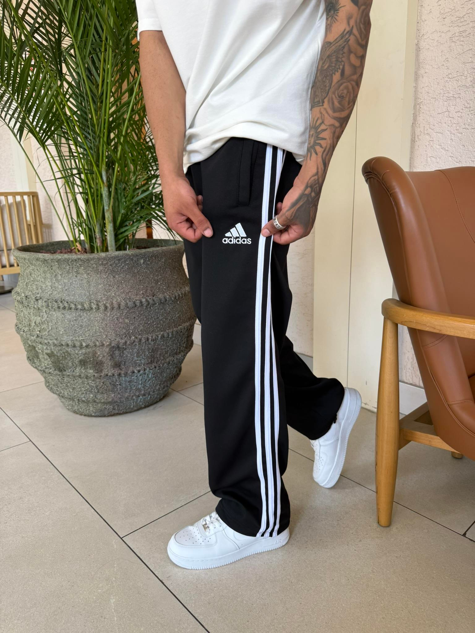 Üç Şeritli Basic Nakışlı Eşofman - Siyah