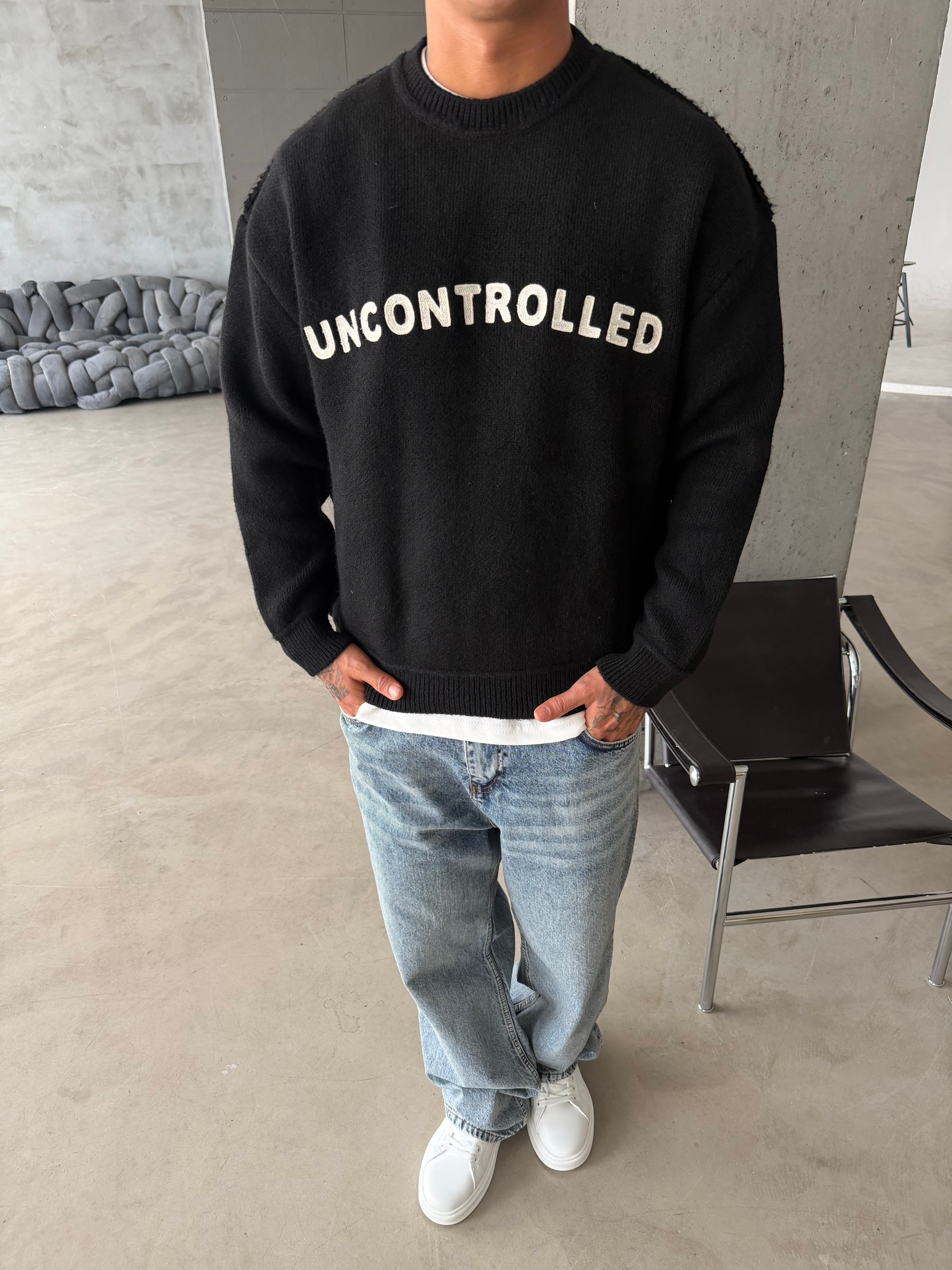 Uncontrolled Premium Triko Kazak