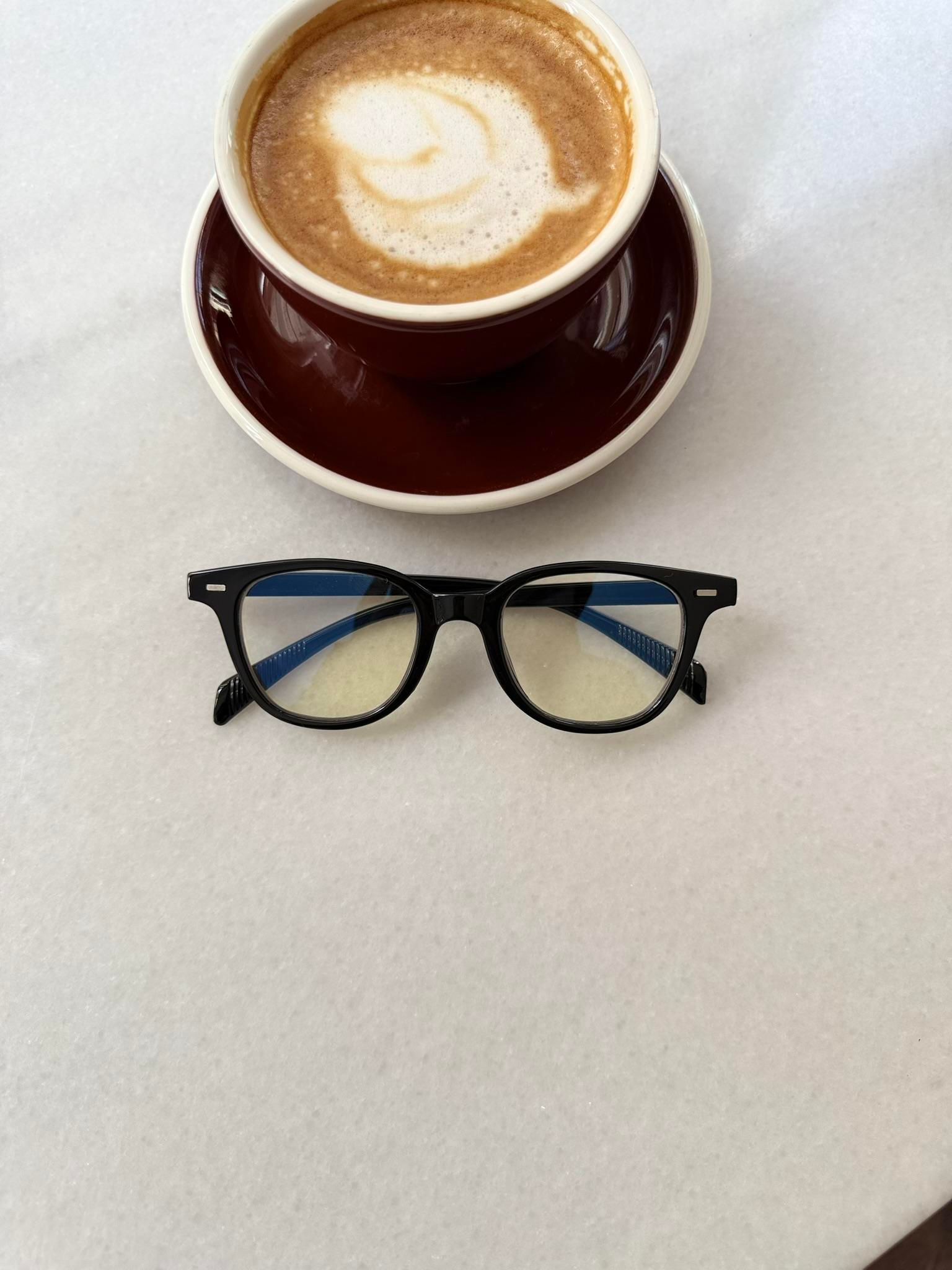 Urban Clear Siyah Çerçeveli Şeffaf Cam Gözlük - Şeffaf