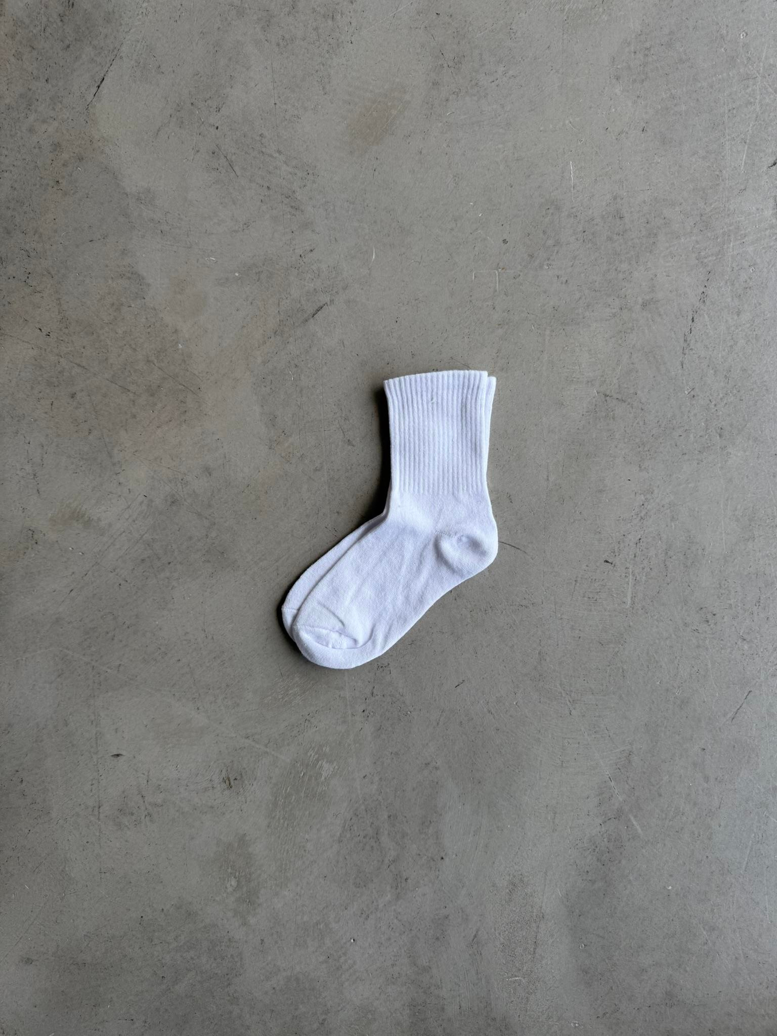 Uzun Beyaz Çorap